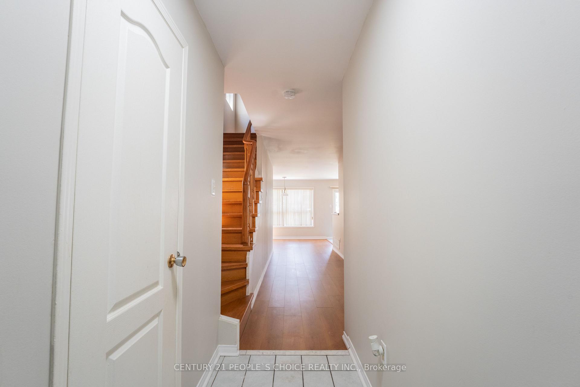 Photo 6 of 21 Cordgrass Crescent, Brampton, Sandringham-Wellington — HOMEH