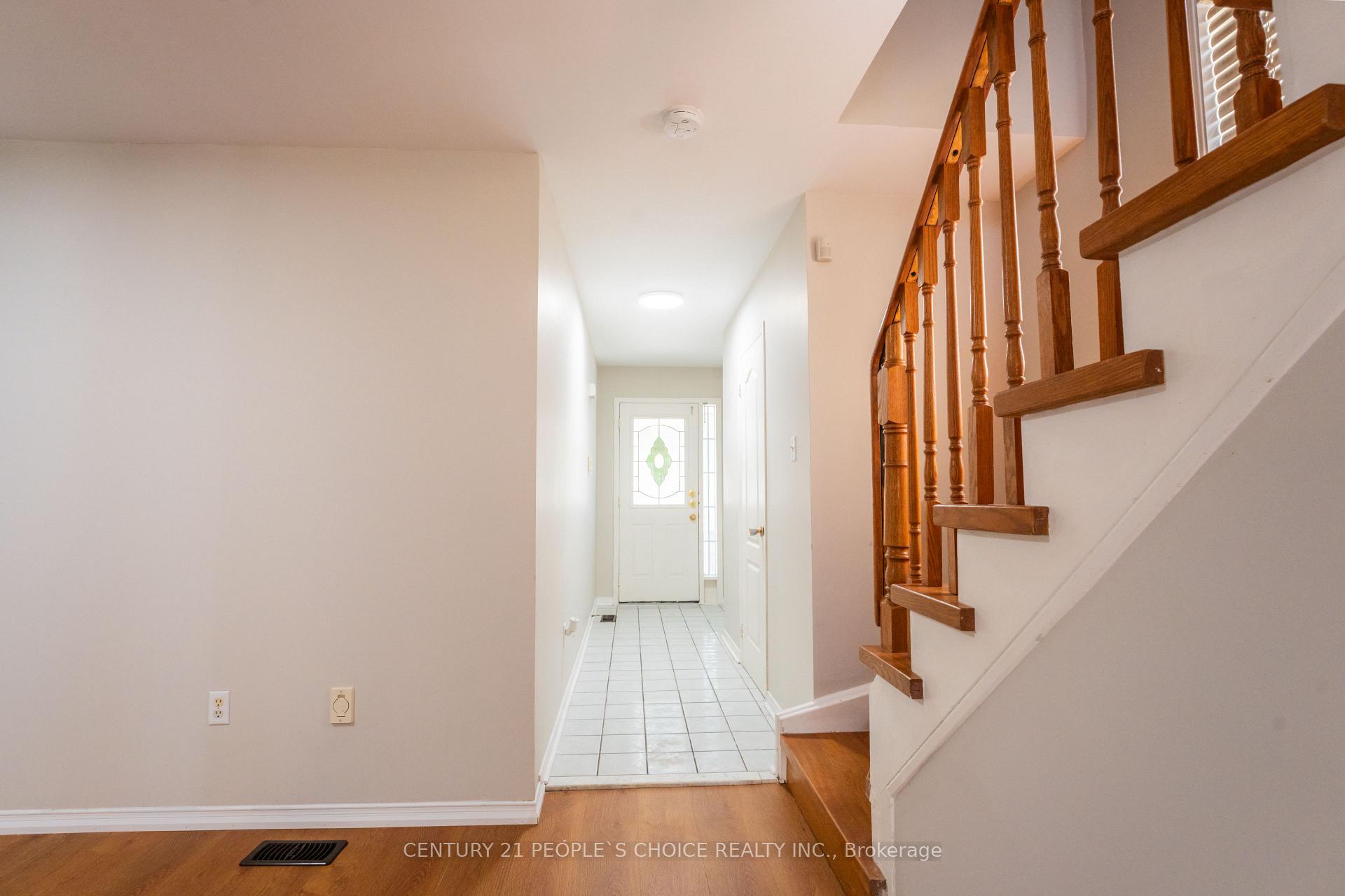 Photo 7 of 21 Cordgrass Crescent, Brampton, Sandringham-Wellington — HOMEH