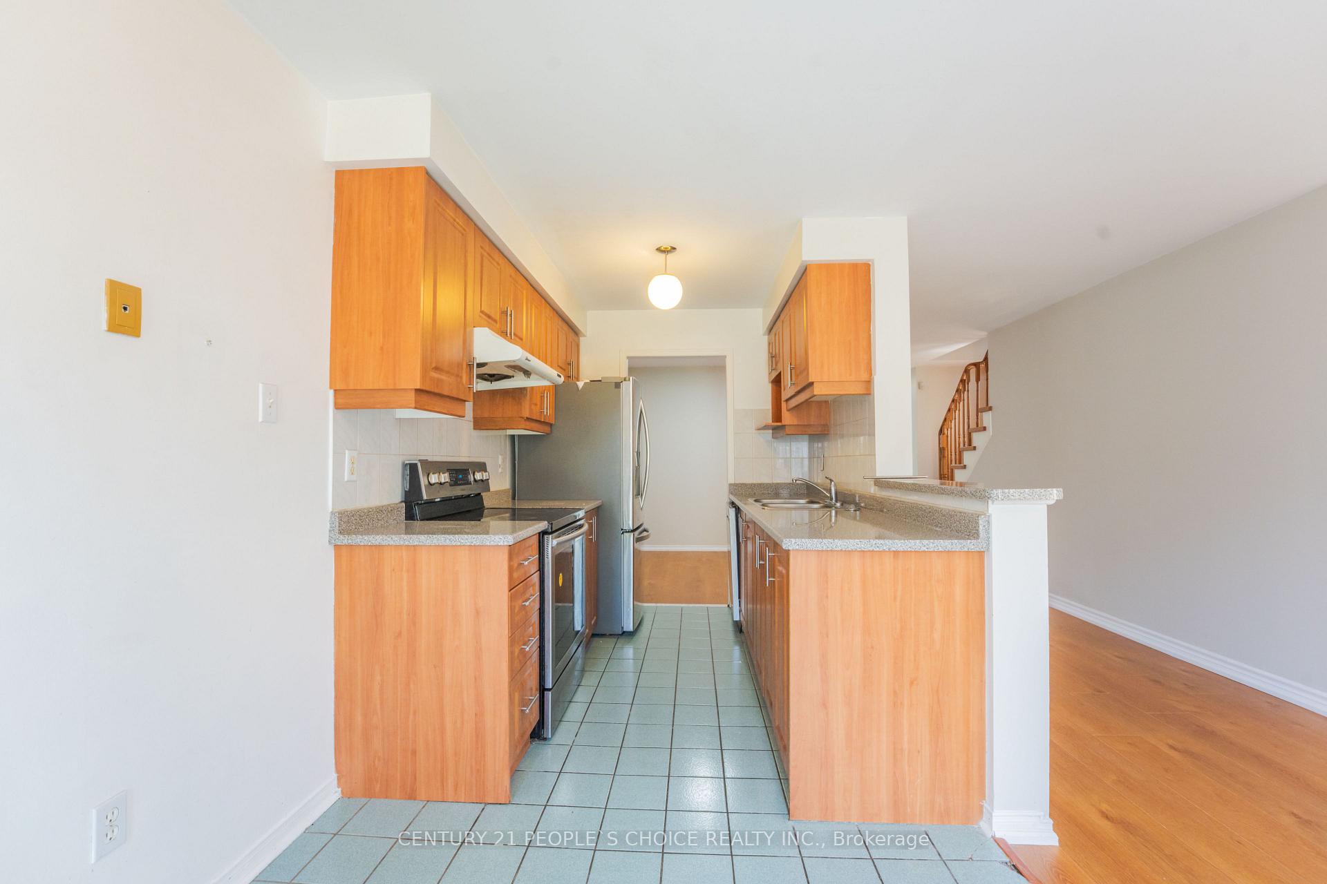 Photo 13 of 21 Cordgrass Crescent, Brampton, Sandringham-Wellington — HOMEH