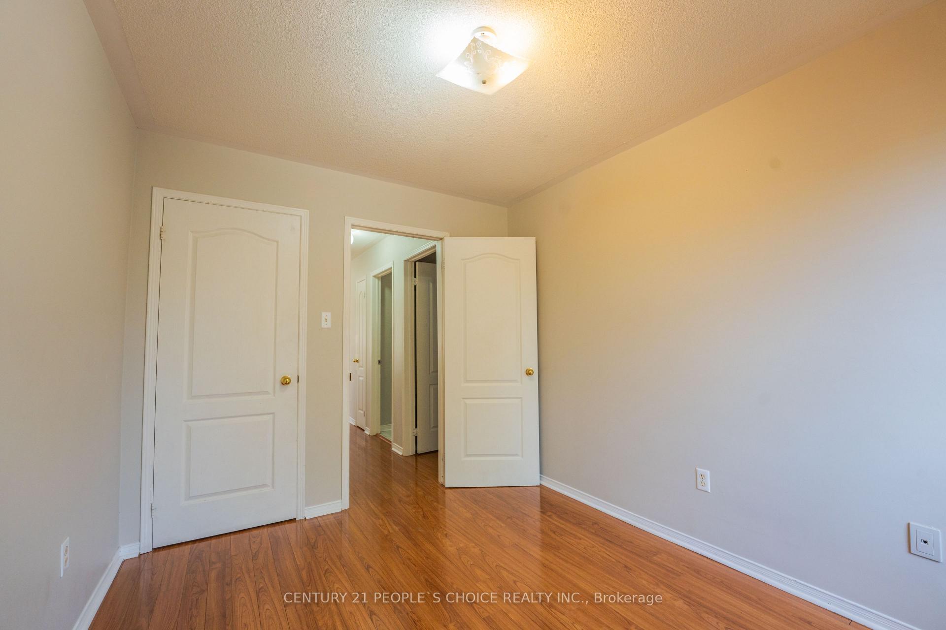 Photo 32 of 21 Cordgrass Crescent, Brampton, Sandringham-Wellington — HOMEH