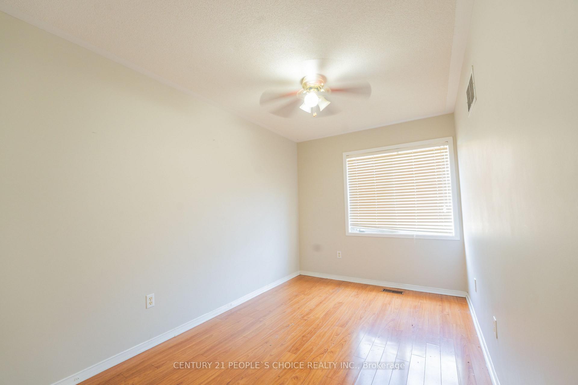 Photo 33 of 21 Cordgrass Crescent, Brampton, Sandringham-Wellington — HOMEH