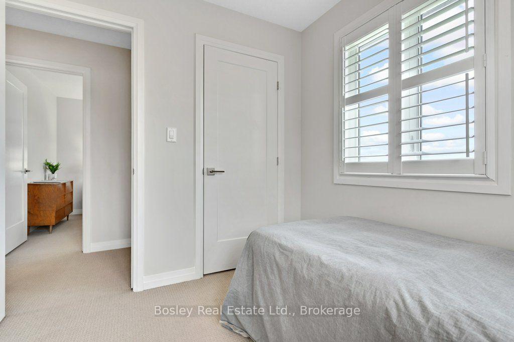 Photo 29 of 7 Bacon Lane, Hamilton, Ancaster — HOMEH