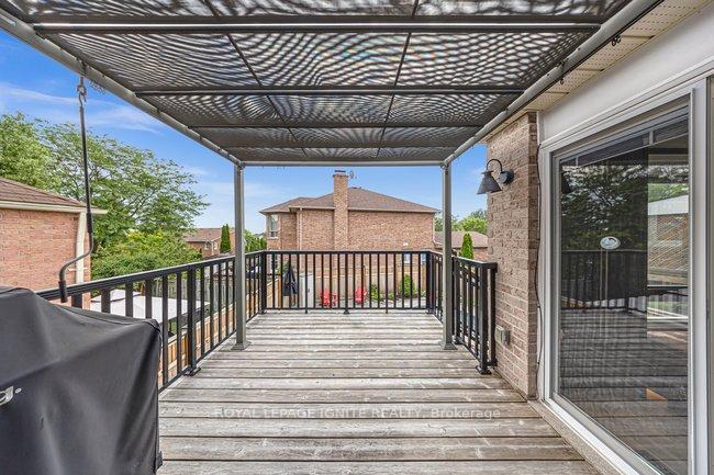 Photo 20 of 1003 Maury Crescent, Pickering, Liverpool — HOMEH