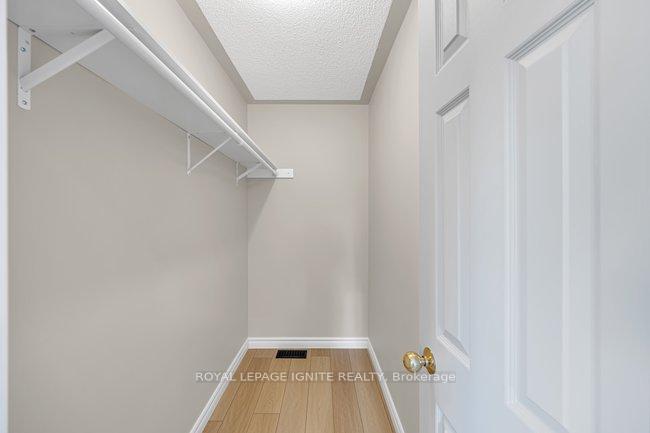 Photo 30 of 1003 Maury Crescent, Pickering, Liverpool — HOMEH