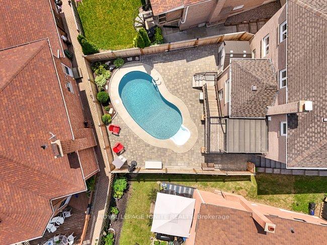 Photo 49 of 1003 Maury Crescent, Pickering, Liverpool — HOMEH