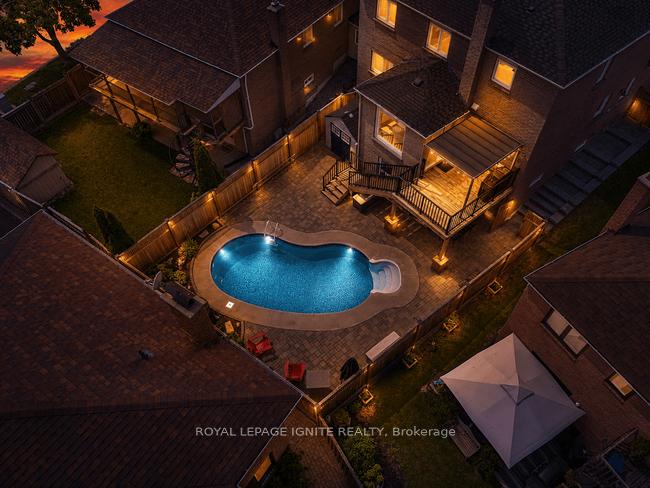 Photo 50 of 1003 Maury Crescent, Pickering, Liverpool — HOMEH
