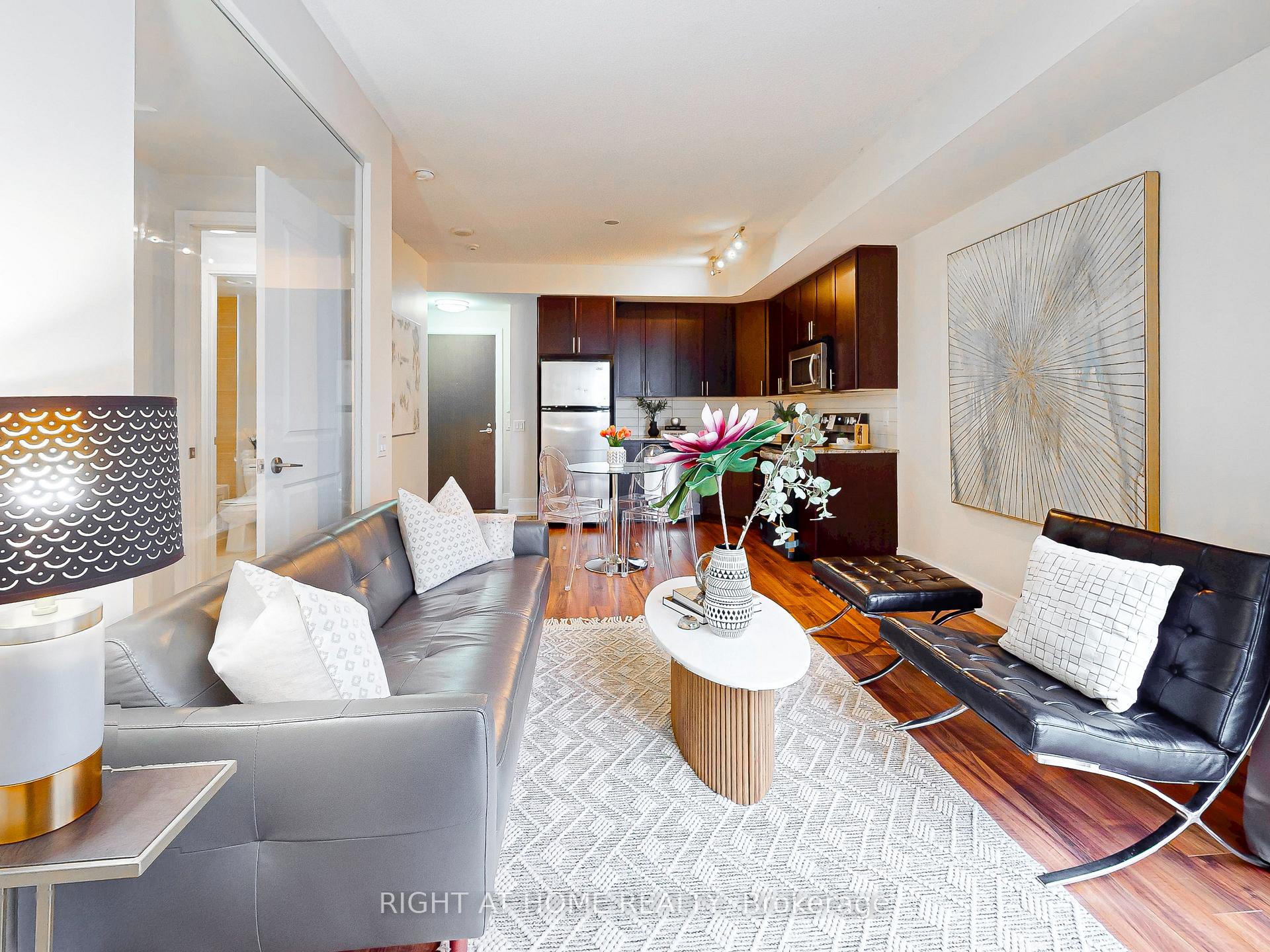 Photo 11 of Unit 1232, 560 Front Street W, Toronto, Waterfront Communities — HOMEH
