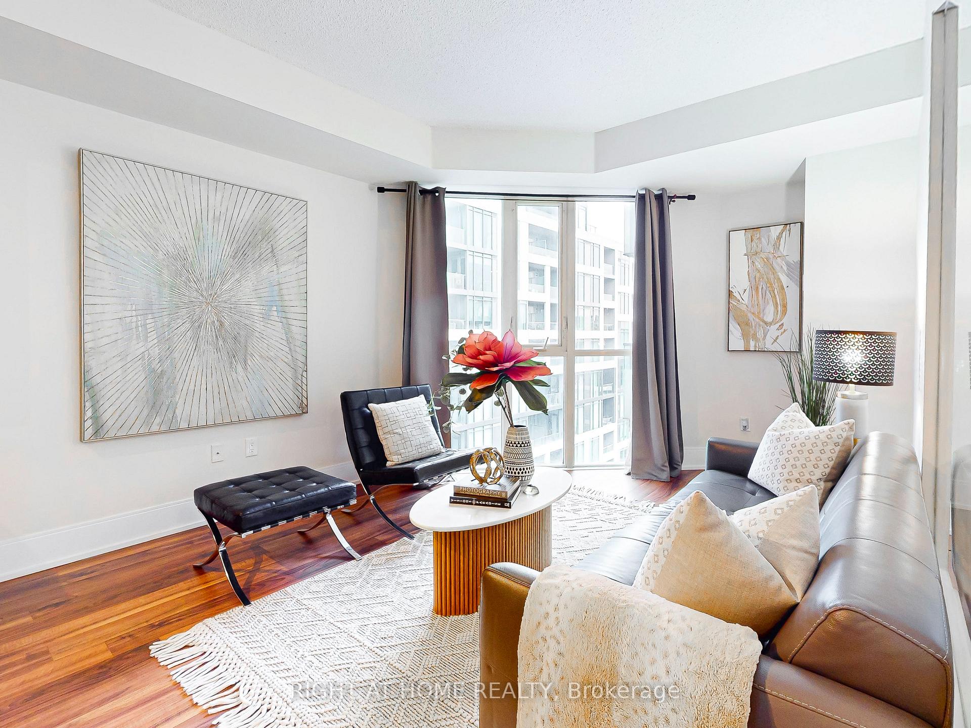 Photo 13 of Unit 1232, 560 Front Street W, Toronto, Waterfront Communities — HOMEH