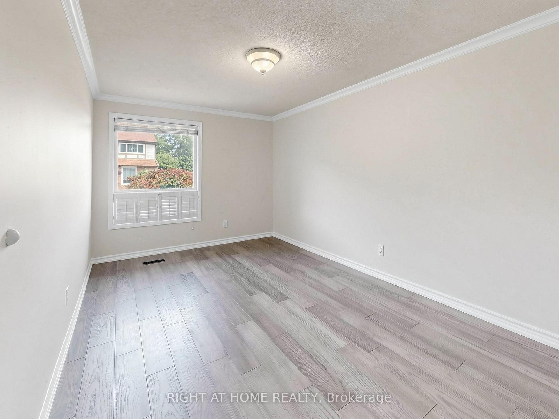 Photo 6 of Unit 2, 1580 Lancaster Drive, Oakville, Falgarwood — HOMEH