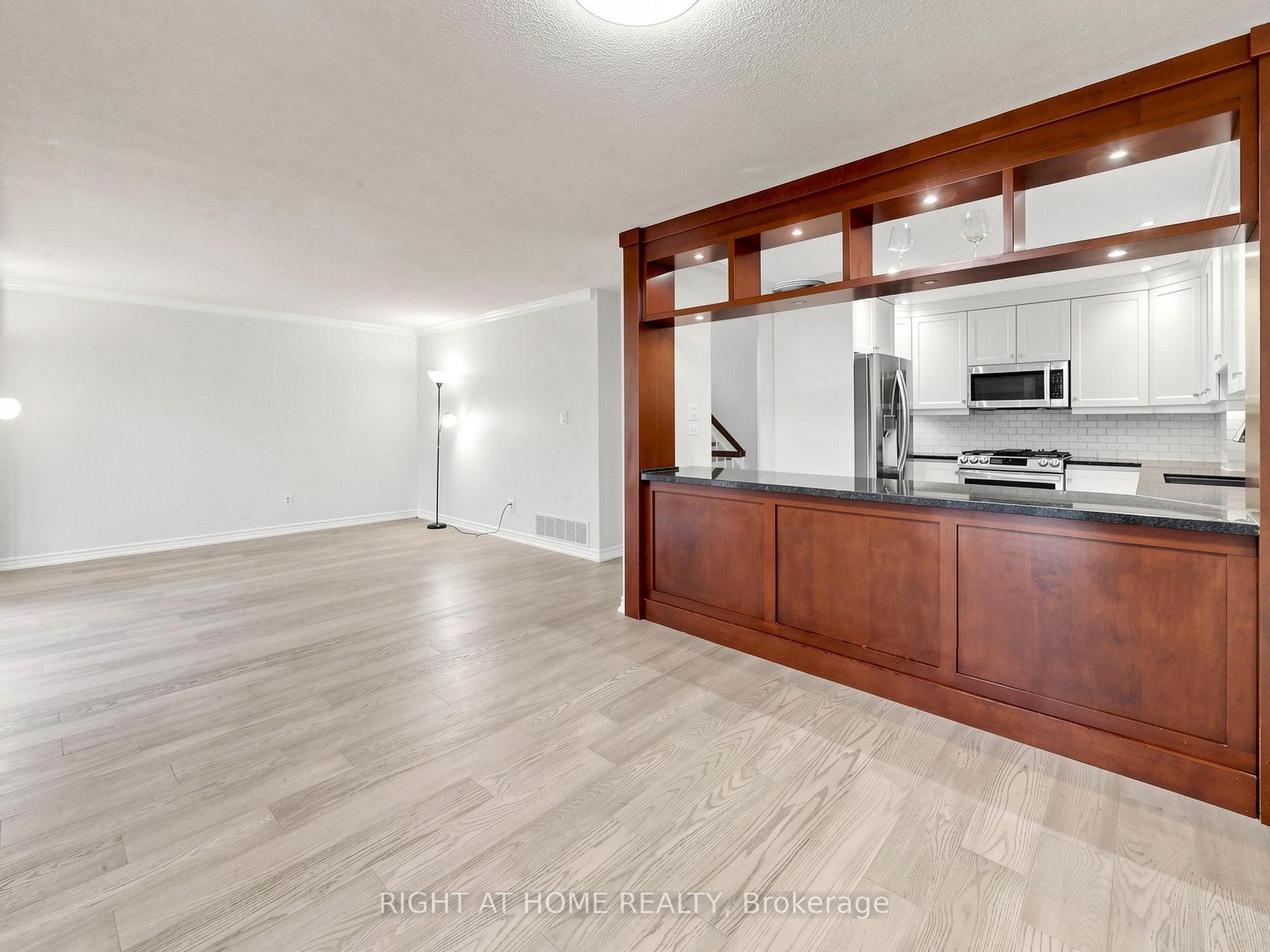 Photo 14 of Unit 2, 1580 Lancaster Drive, Oakville, Falgarwood — HOMEH