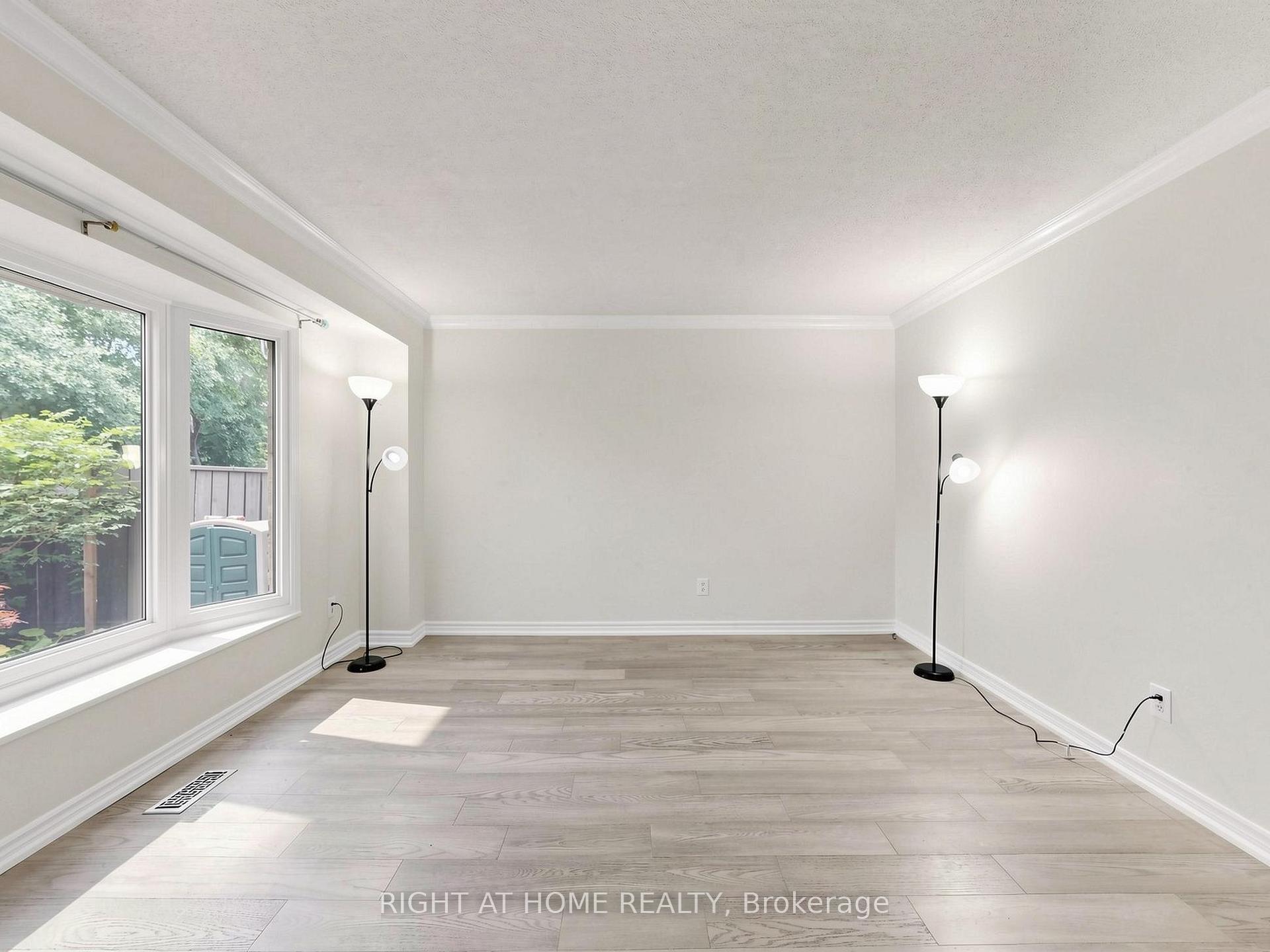Photo 16 of Unit 2, 1580 Lancaster Drive, Oakville, Falgarwood — HOMEH
