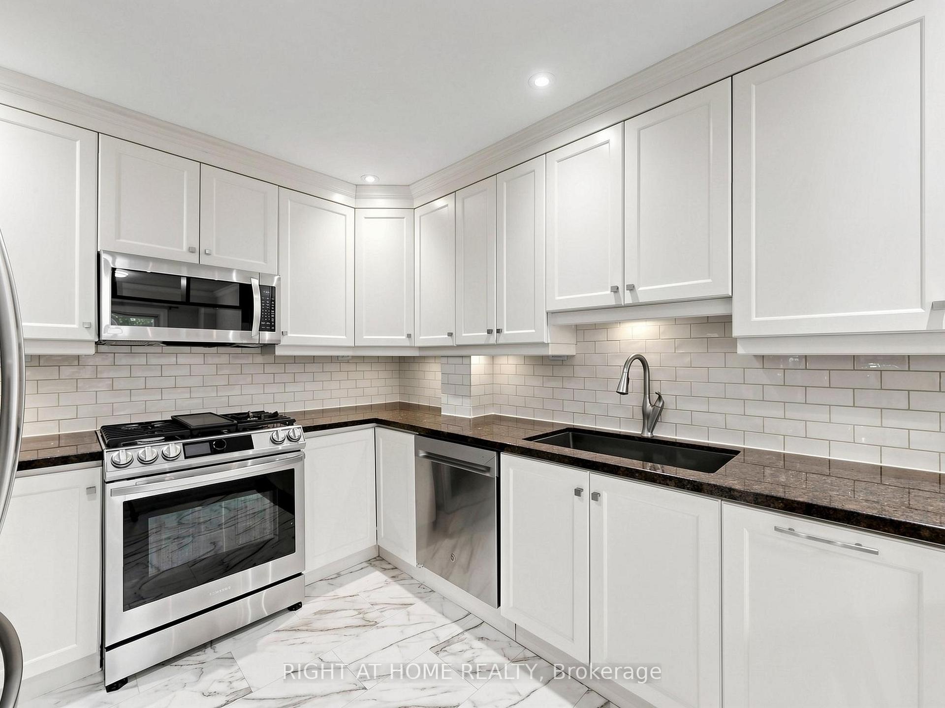 Photo 18 of Unit 2, 1580 Lancaster Drive, Oakville, Falgarwood — HOMEH