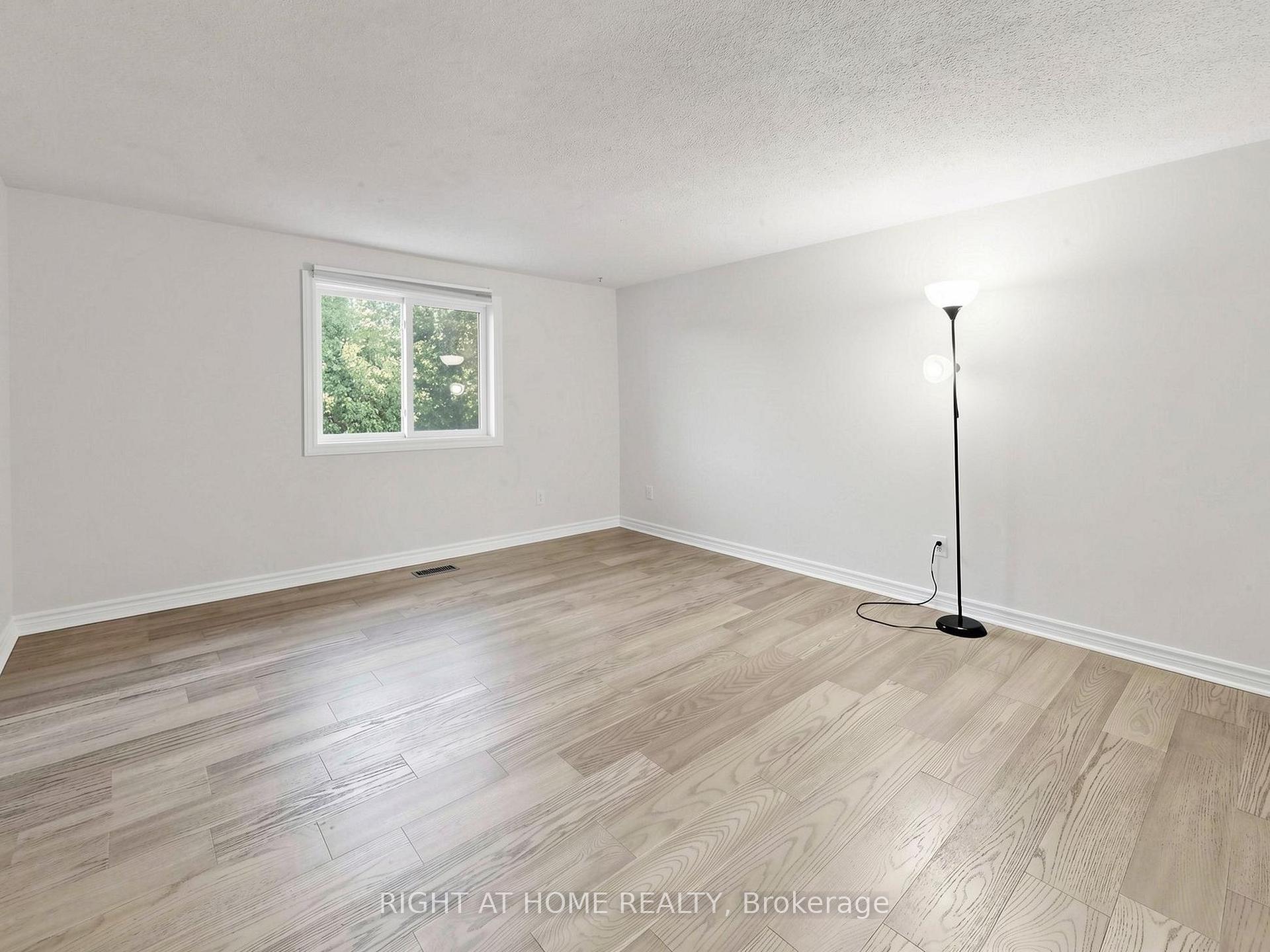 Photo 25 of Unit 2, 1580 Lancaster Drive, Oakville, Falgarwood — HOMEH