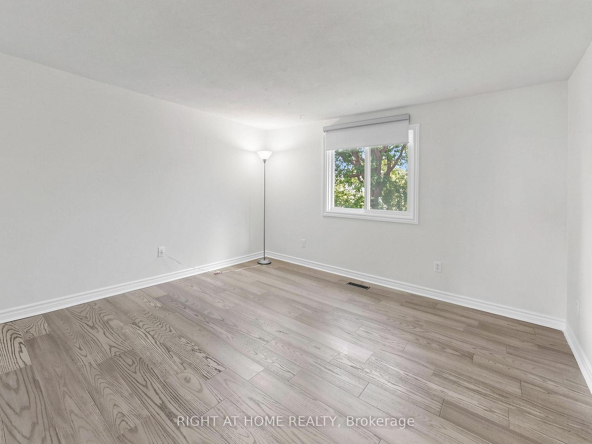 Photo 28 of Unit 2, 1580 Lancaster Drive, Oakville, Falgarwood — HOMEH