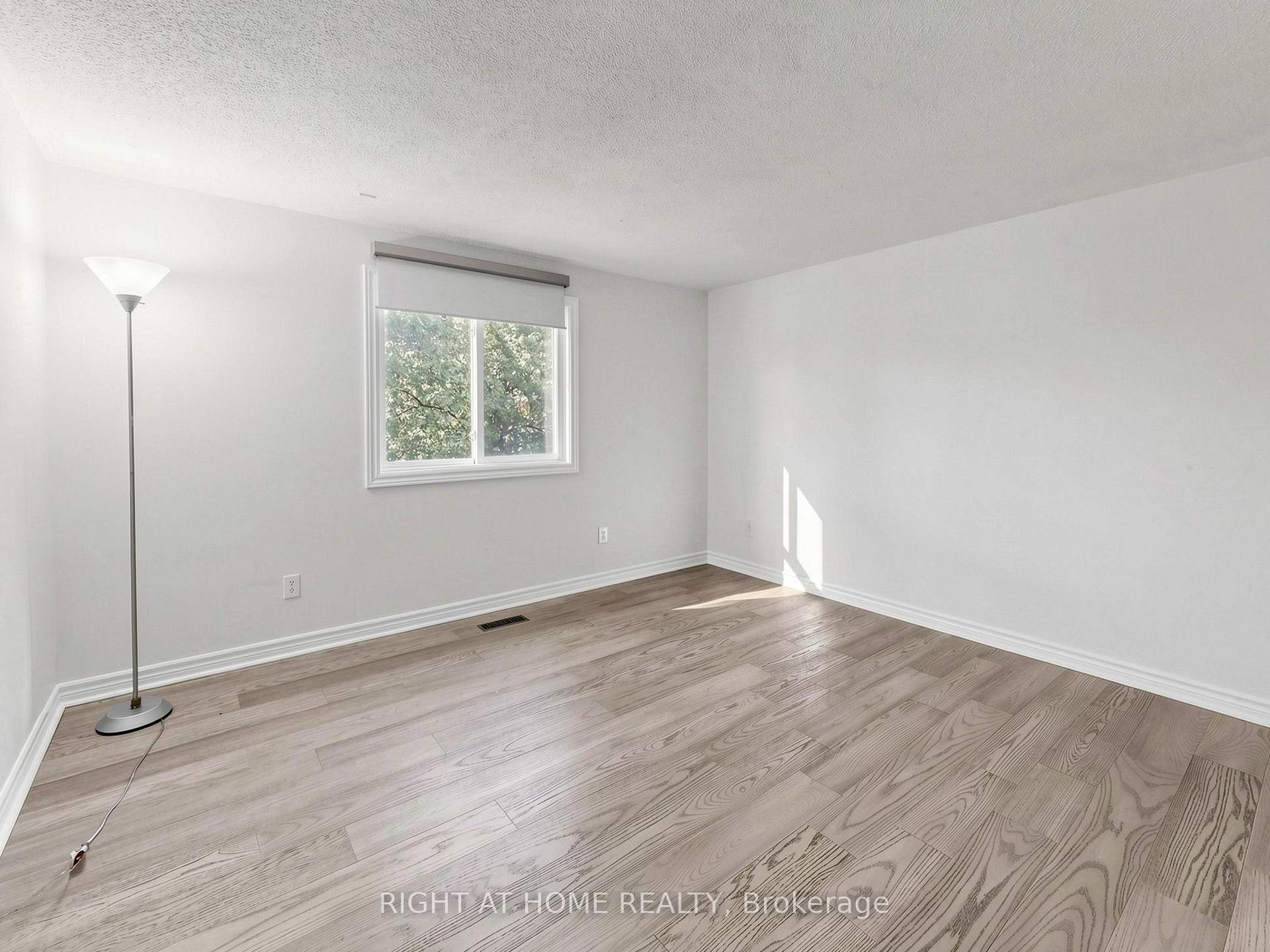 Photo 29 of Unit 2, 1580 Lancaster Drive, Oakville, Falgarwood — HOMEH