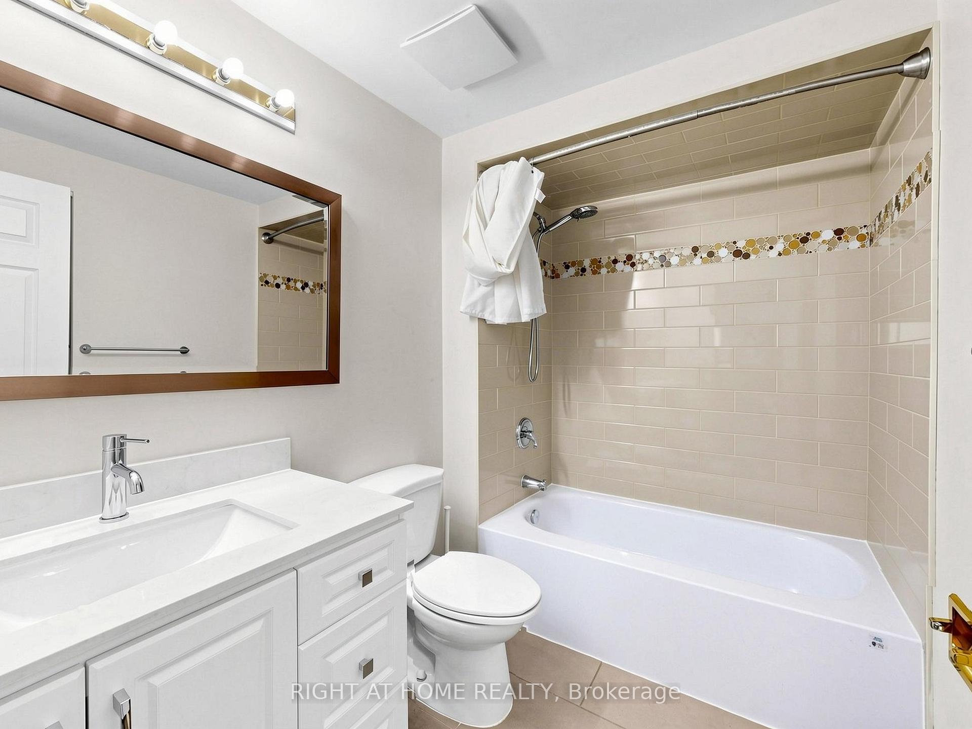Photo 31 of Unit 2, 1580 Lancaster Drive, Oakville, Falgarwood — HOMEH