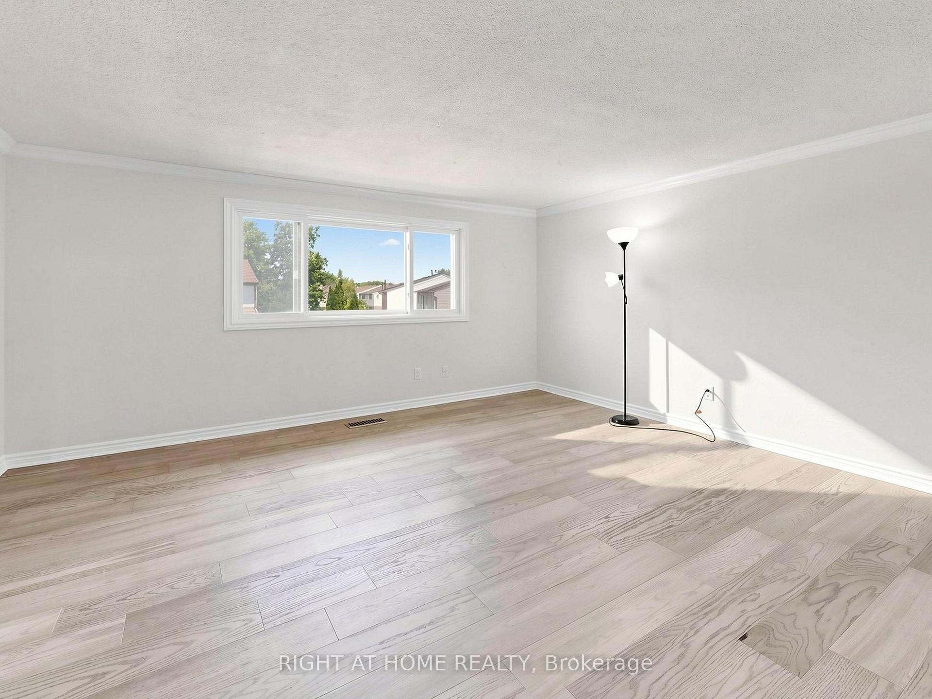 Photo 32 of Unit 2, 1580 Lancaster Drive, Oakville, Falgarwood — HOMEH