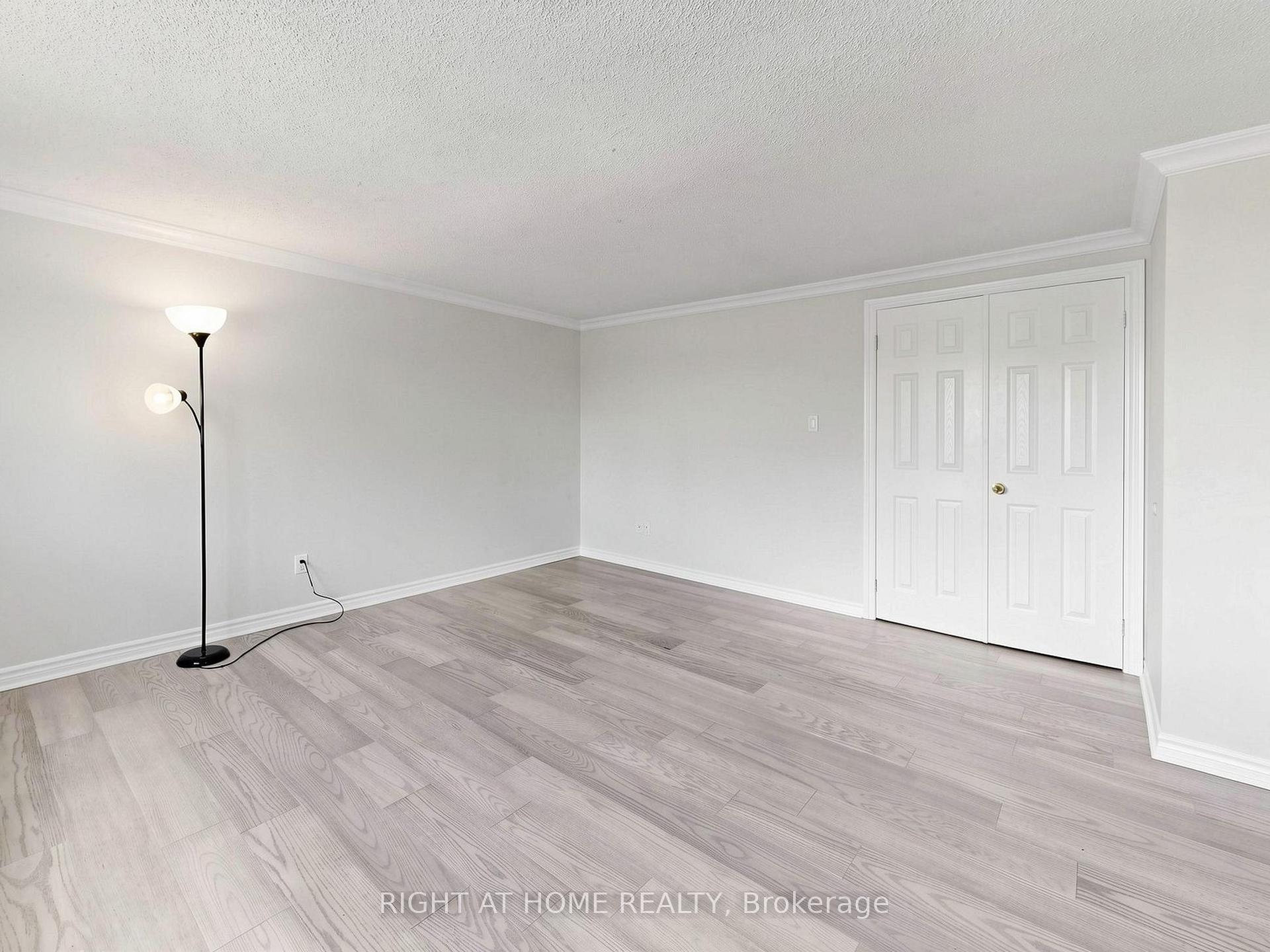 Photo 34 of Unit 2, 1580 Lancaster Drive, Oakville, Falgarwood — HOMEH