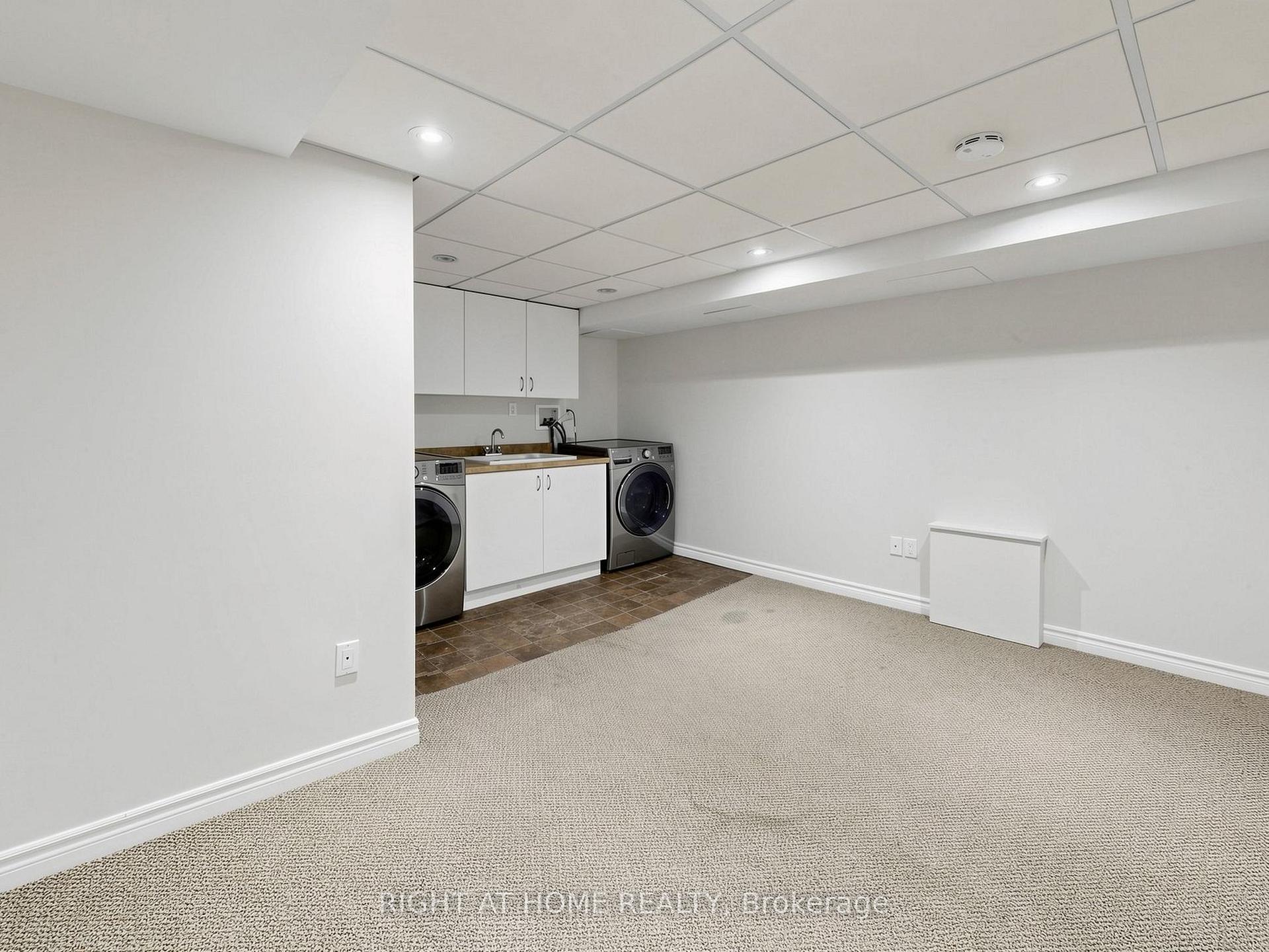 Photo 38 of Unit 2, 1580 Lancaster Drive, Oakville, Falgarwood — HOMEH