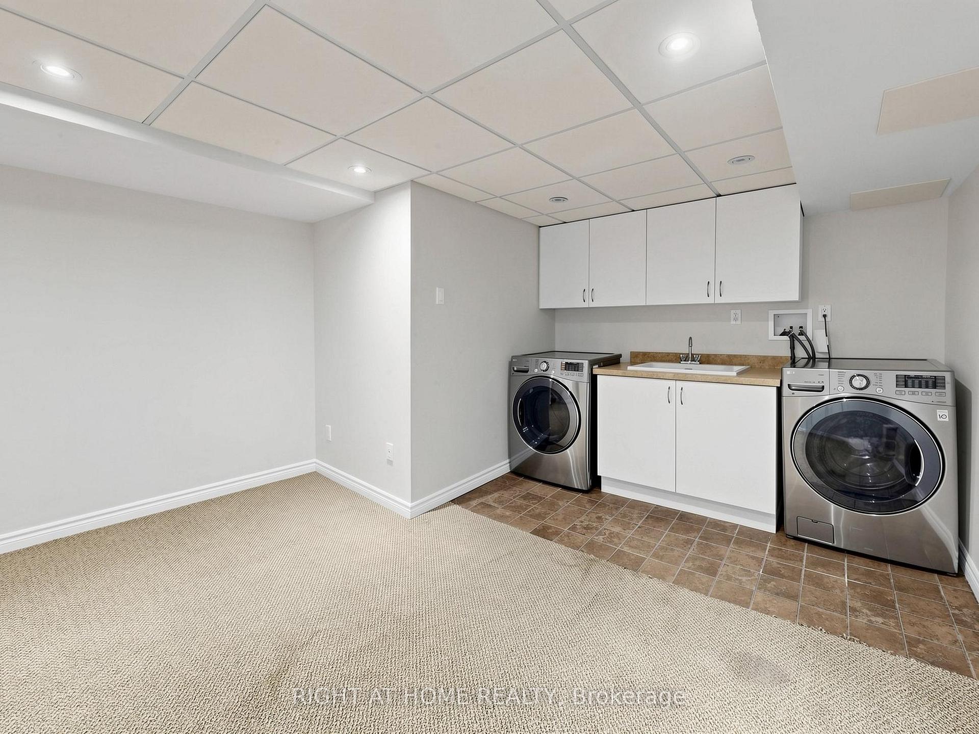 Photo 39 of Unit 2, 1580 Lancaster Drive, Oakville, Falgarwood — HOMEH