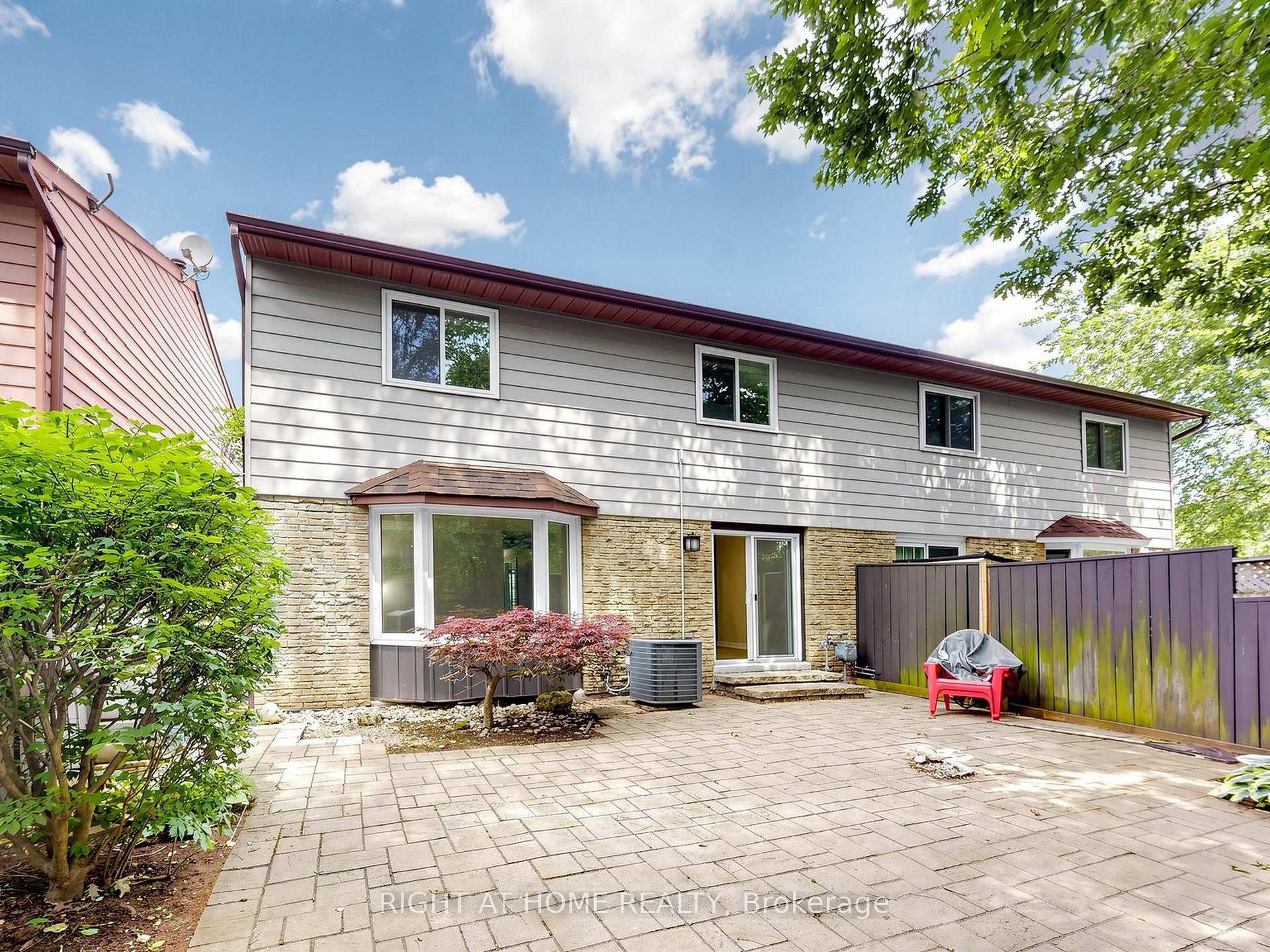 Photo 46 of Unit 2, 1580 Lancaster Drive, Oakville, Falgarwood — HOMEH