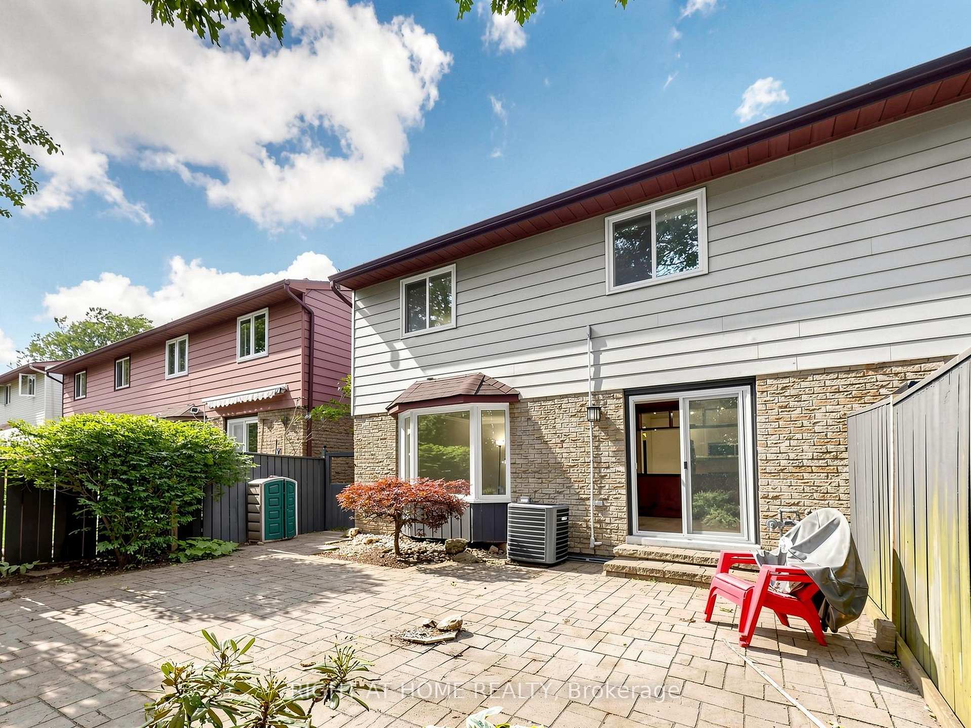 Photo 47 of Unit 2, 1580 Lancaster Drive, Oakville, Falgarwood — HOMEH