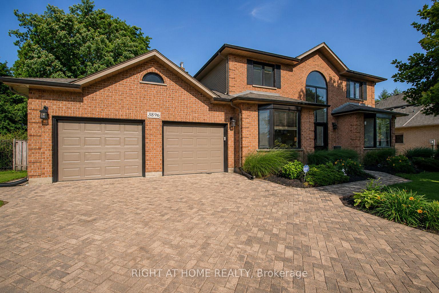 Photo 2 of 3896 Malpass Road, London, South V — HOMEH