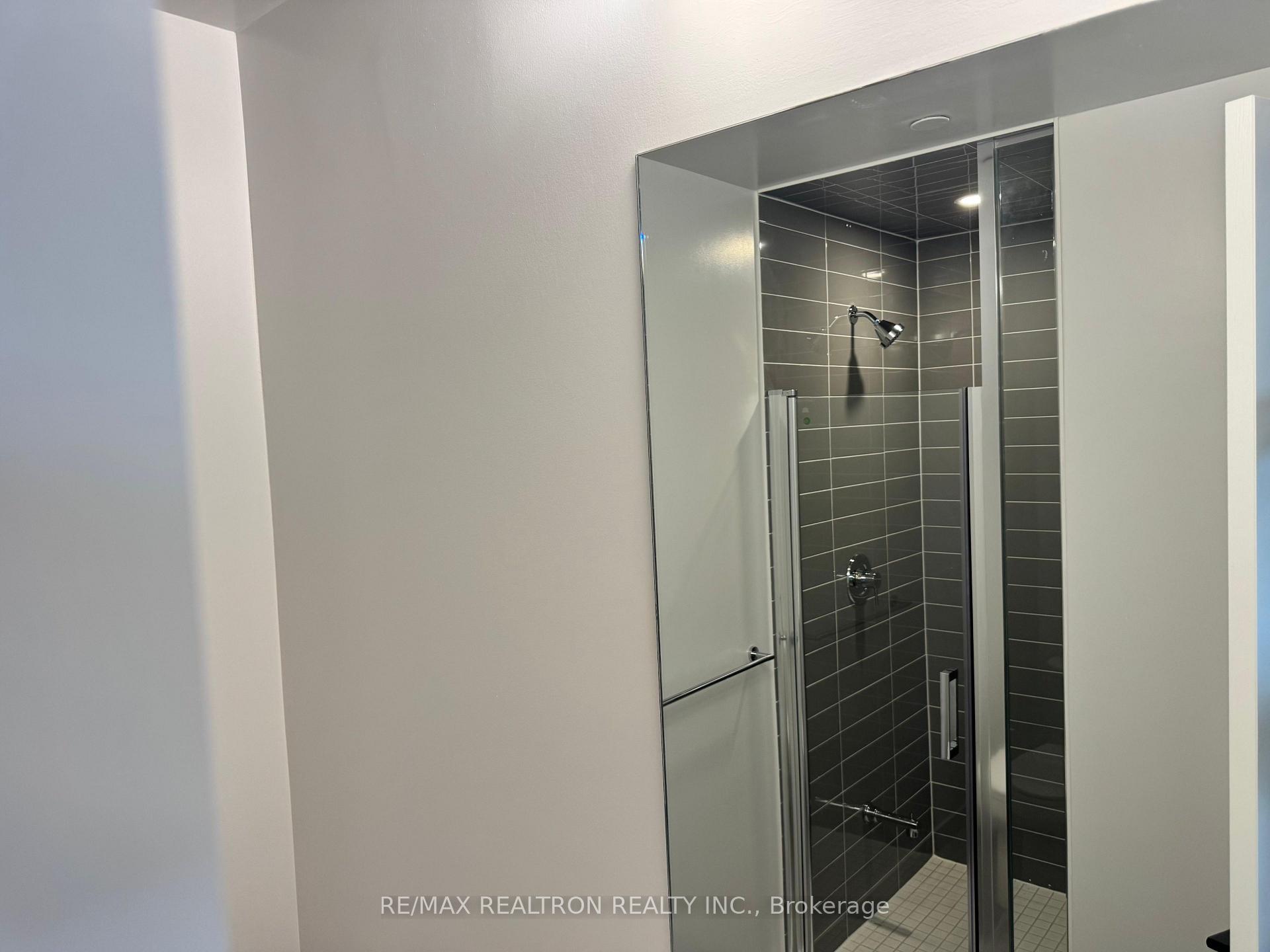 Photo 5 of Unit 639, 2343 Khalsa Gate E, Oakville, Westmount — HOMEH