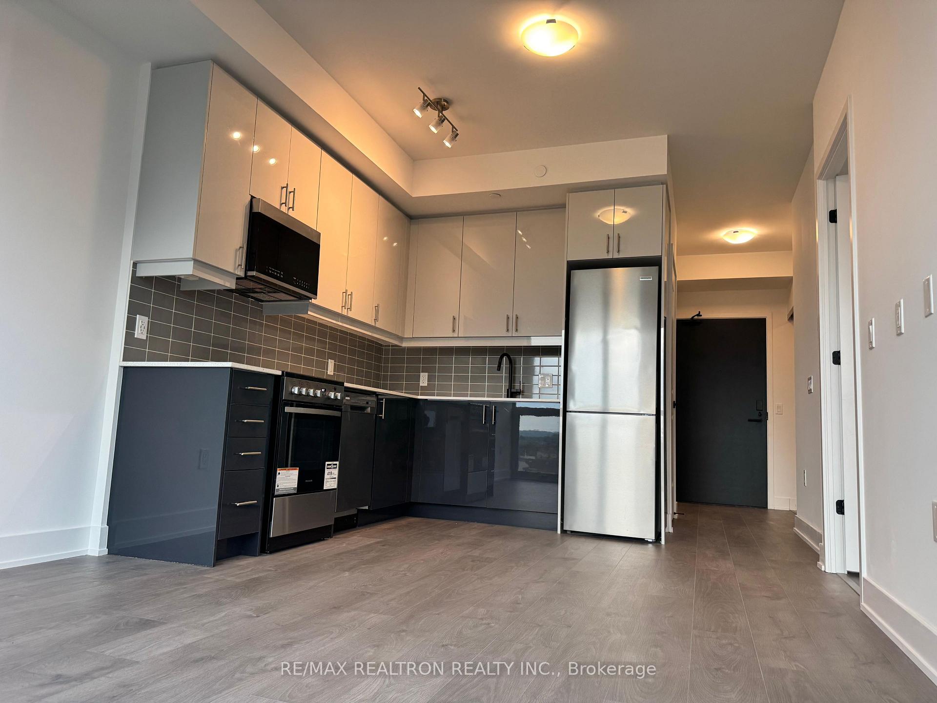 Photo 8 of Unit 639, 2343 Khalsa Gate E, Oakville, Westmount — HOMEH