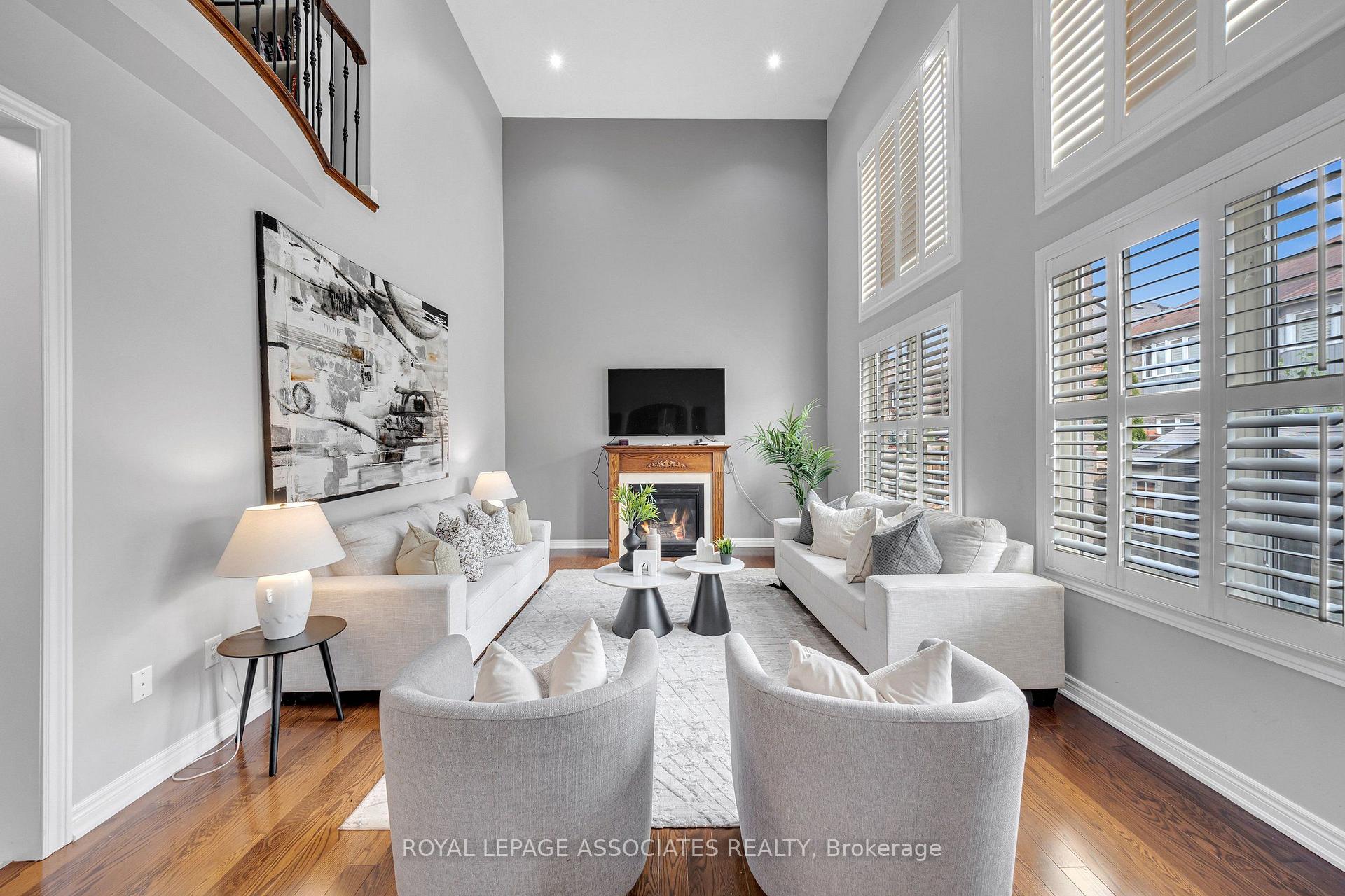 Photo 11 of 5 Mead Terrace, Markham, Wismer — HOMEH