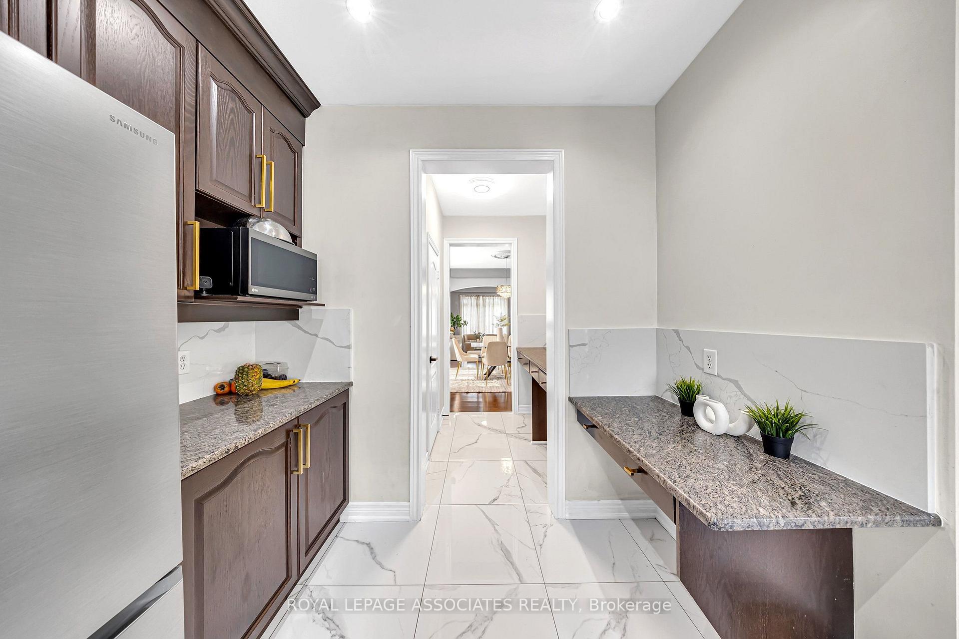 Photo 17 of 5 Mead Terrace, Markham, Wismer — HOMEH