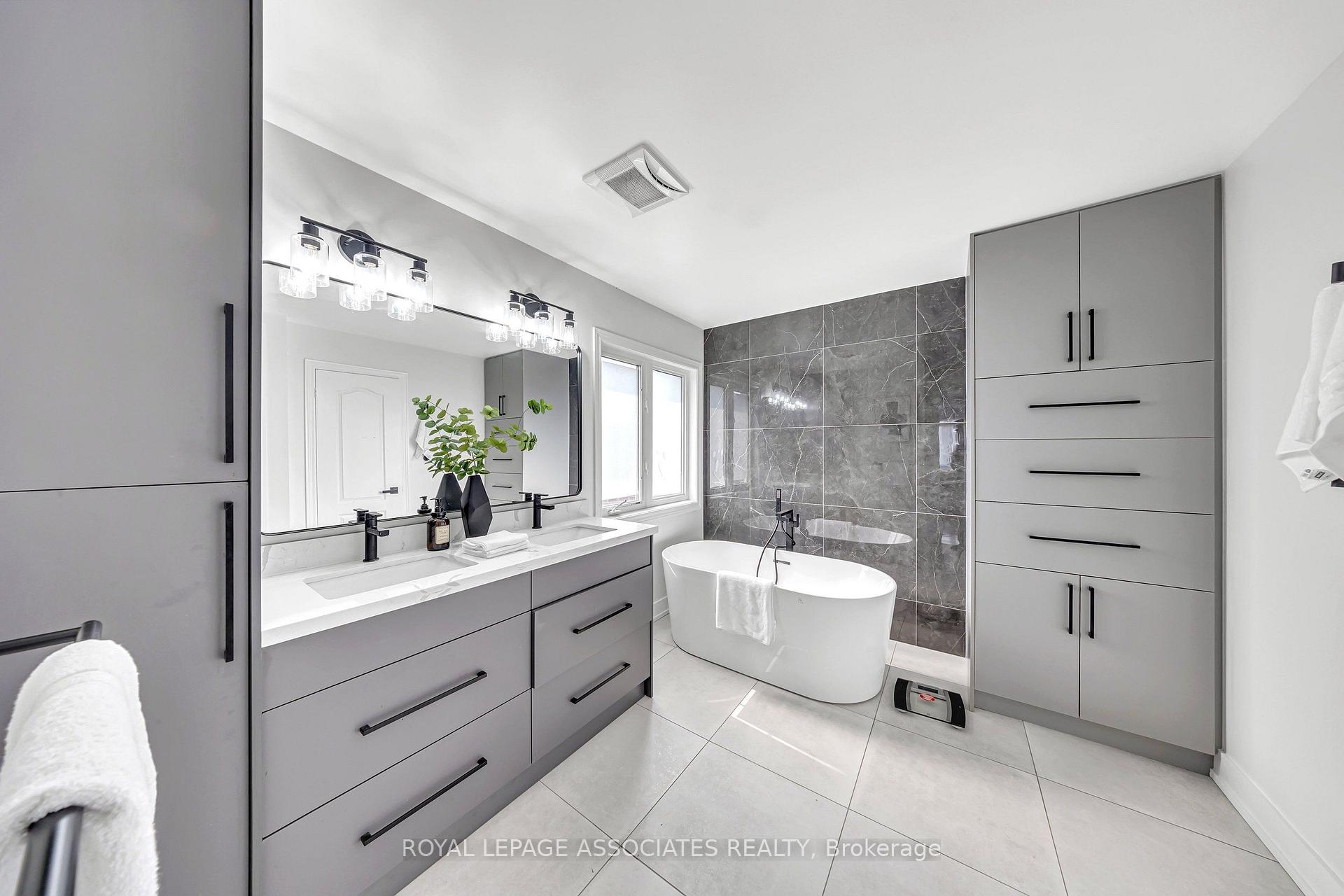 Photo 24 of 5 Mead Terrace, Markham, Wismer — HOMEH