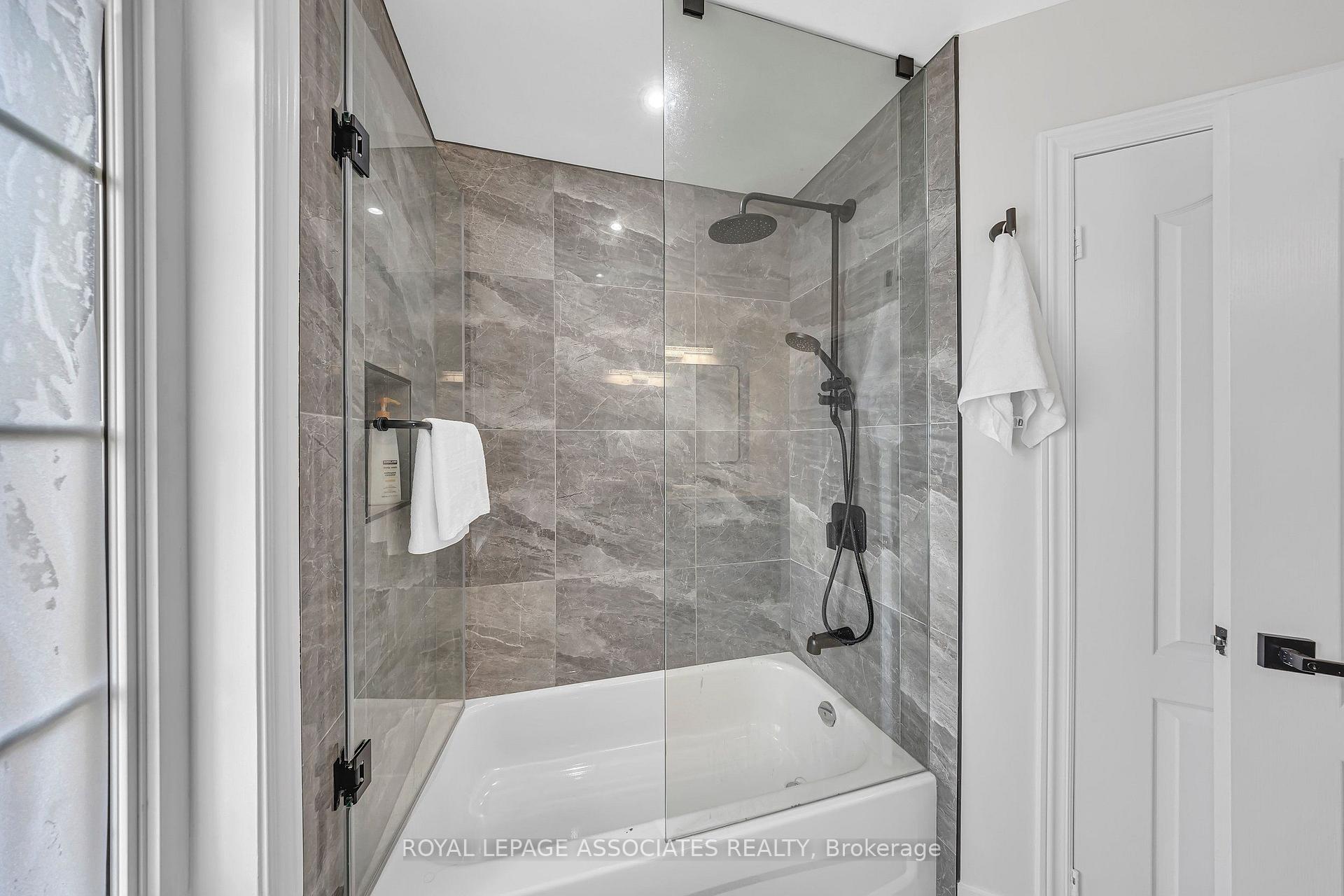Photo 33 of 5 Mead Terrace, Markham, Wismer — HOMEH