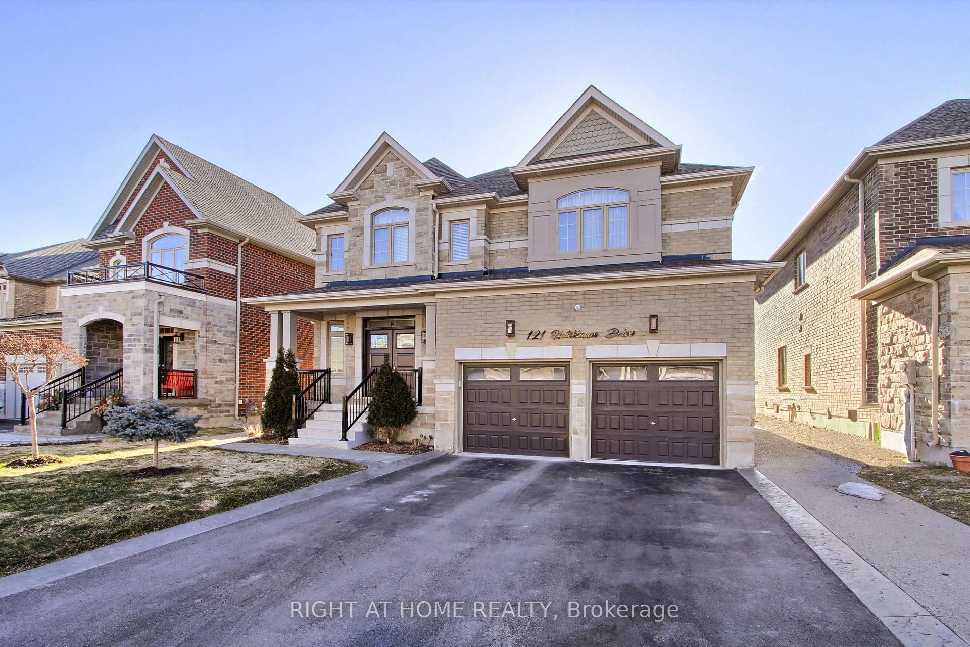 Photo 3 of 121 Hutchinson Drive, New Tecumseth, Alliston — HOMEH