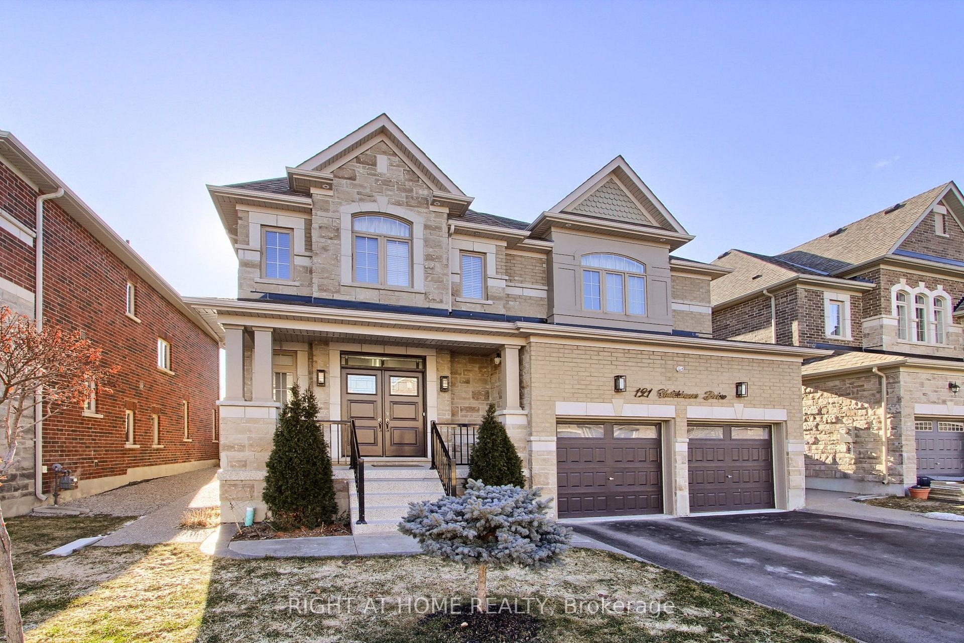 Photo 4 of 121 Hutchinson Drive, New Tecumseth, Alliston — HOMEH