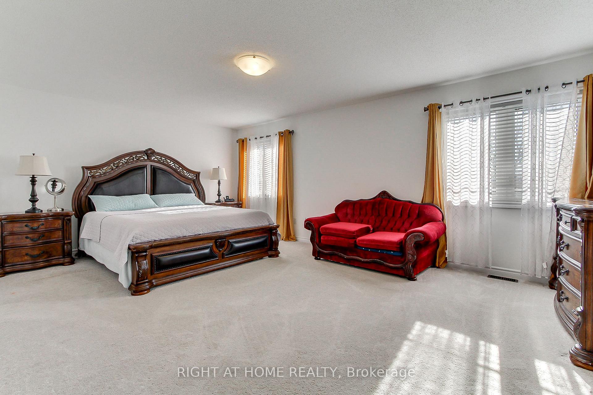 Photo 28 of 121 Hutchinson Drive, New Tecumseth, Alliston — HOMEH