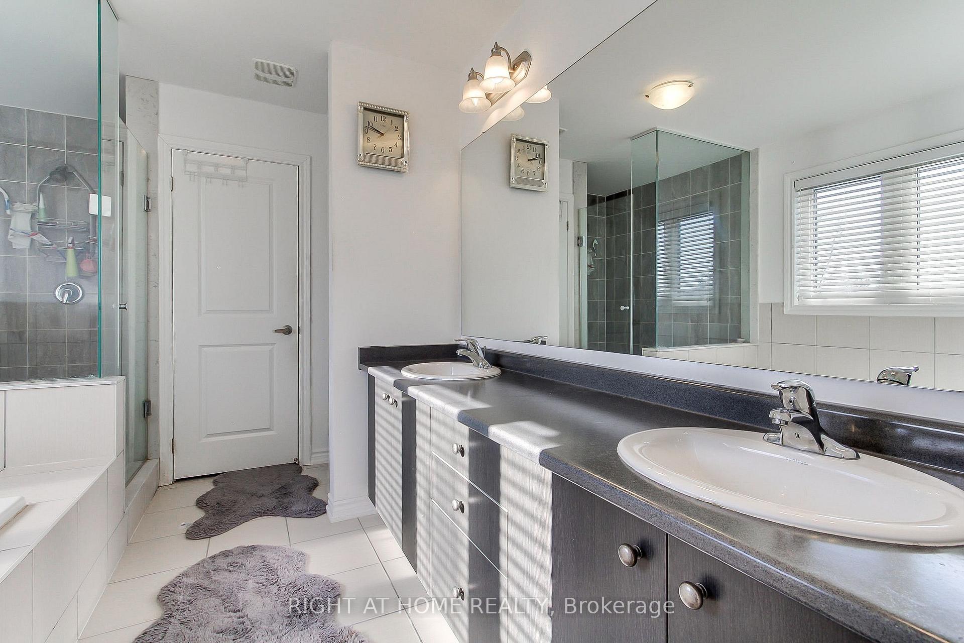 Photo 31 of 121 Hutchinson Drive, New Tecumseth, Alliston — HOMEH