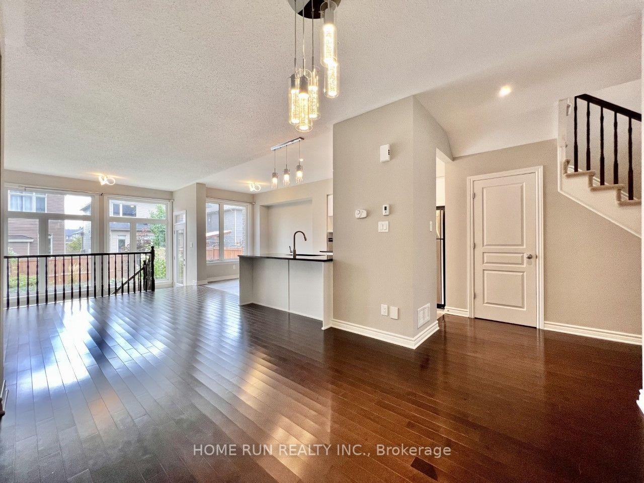 Photo 6 of 637 Tennant Way, Ottawa, Riverside South/Gloucester Glen — HOMEH