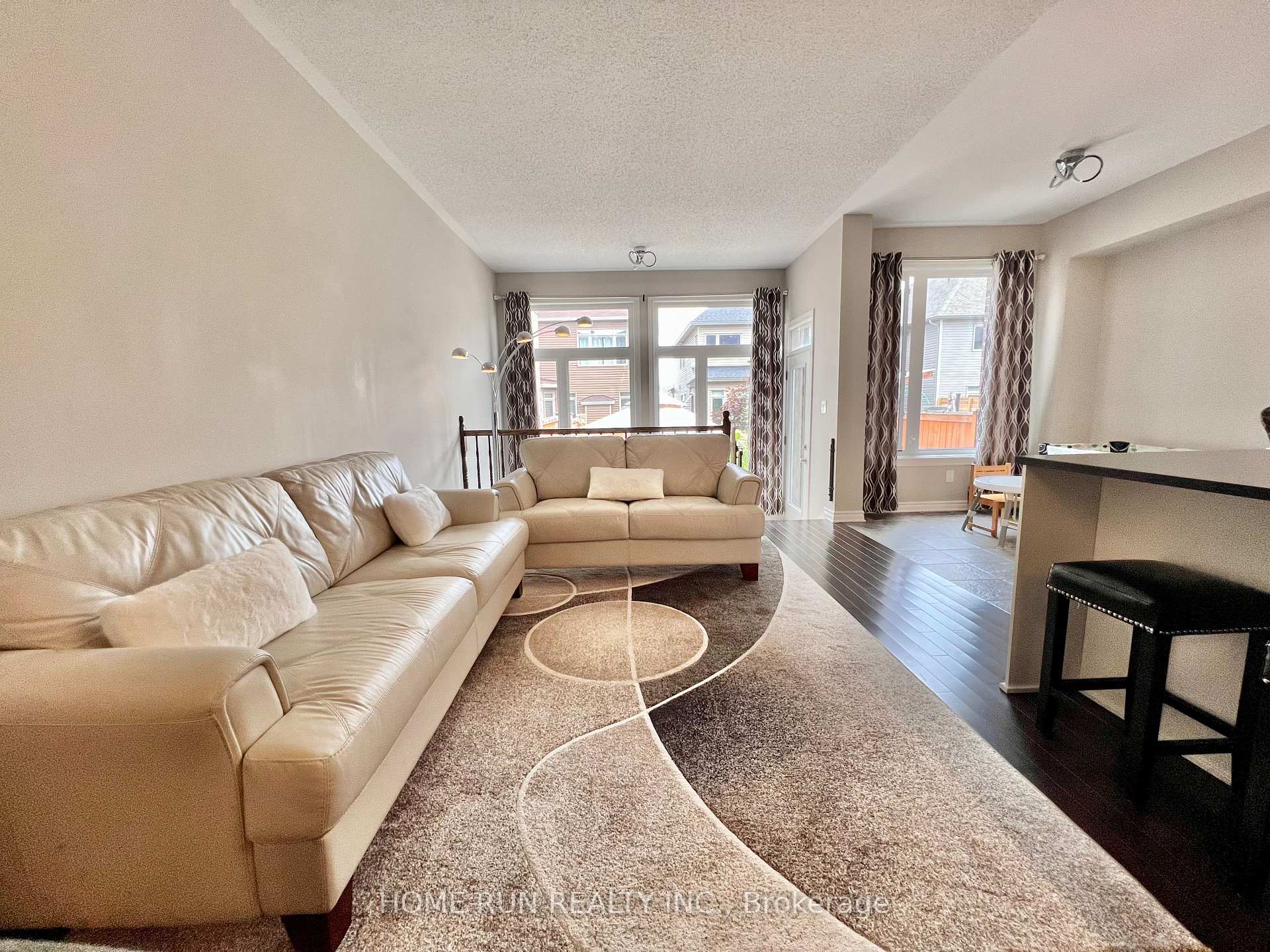 Photo 9 of 637 Tennant Way, Ottawa, Riverside South/Gloucester Glen — HOMEH