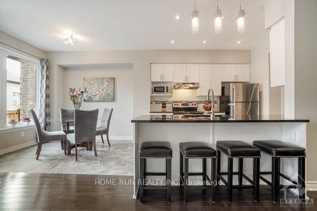 Photo 13 of 637 Tennant Way, Ottawa, Riverside South/Gloucester Glen — HOMEH