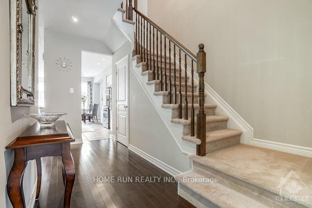 Photo 16 of 637 Tennant Way, Ottawa, Riverside South/Gloucester Glen — HOMEH
