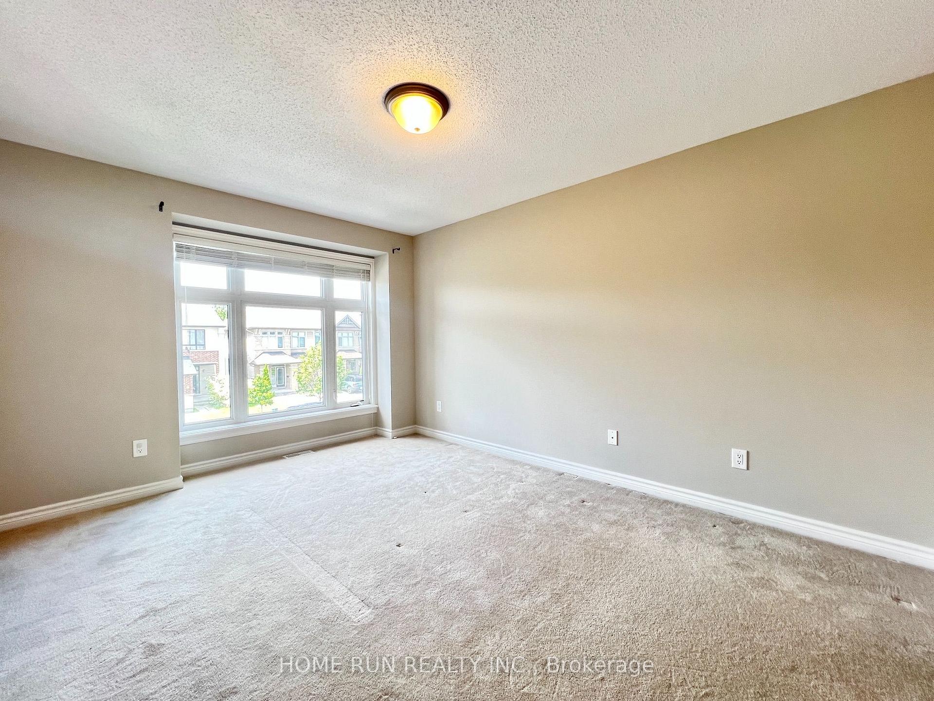 Photo 19 of 637 Tennant Way, Ottawa, Riverside South/Gloucester Glen — HOMEH