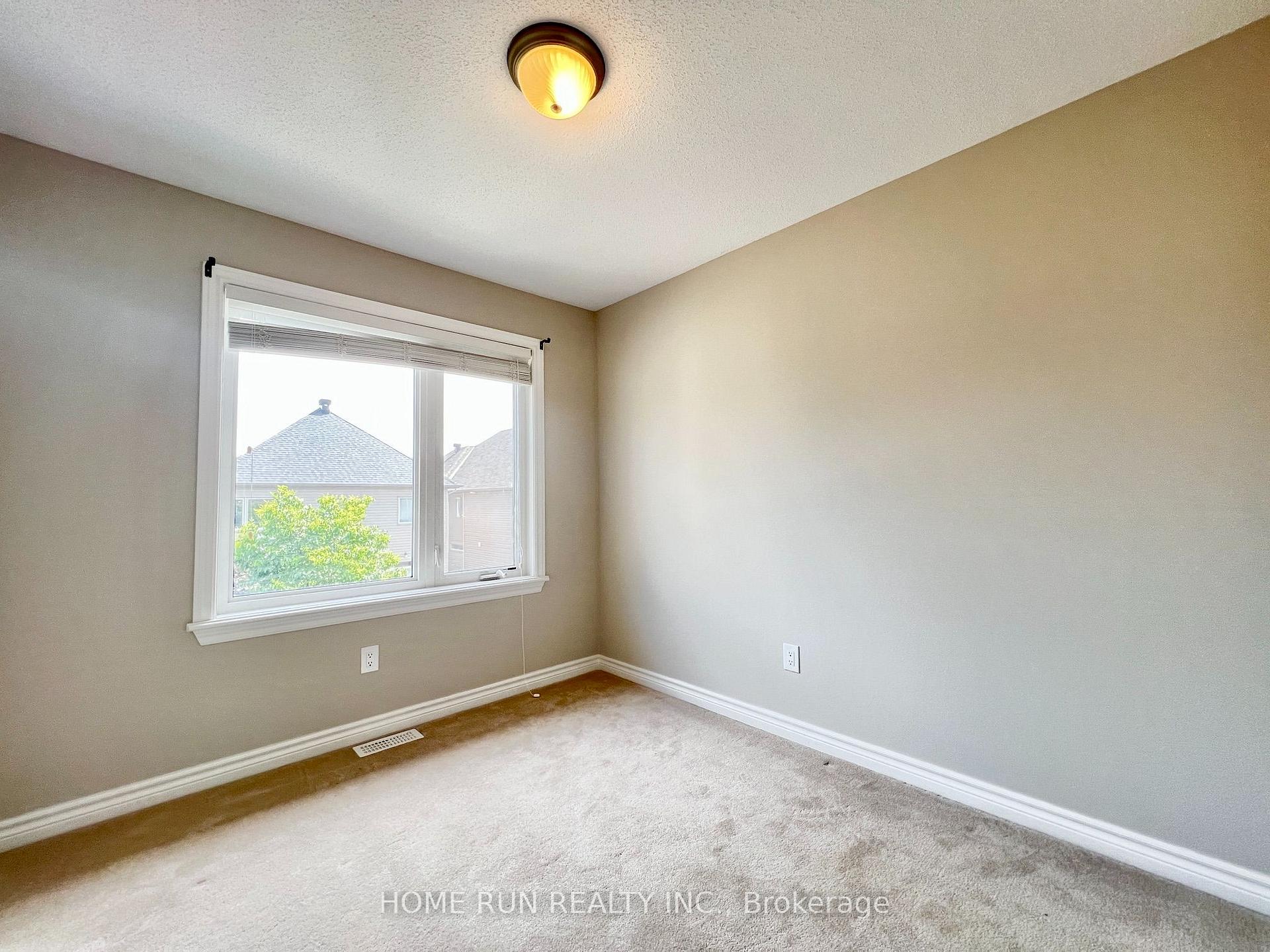 Photo 22 of 637 Tennant Way, Ottawa, Riverside South/Gloucester Glen — HOMEH