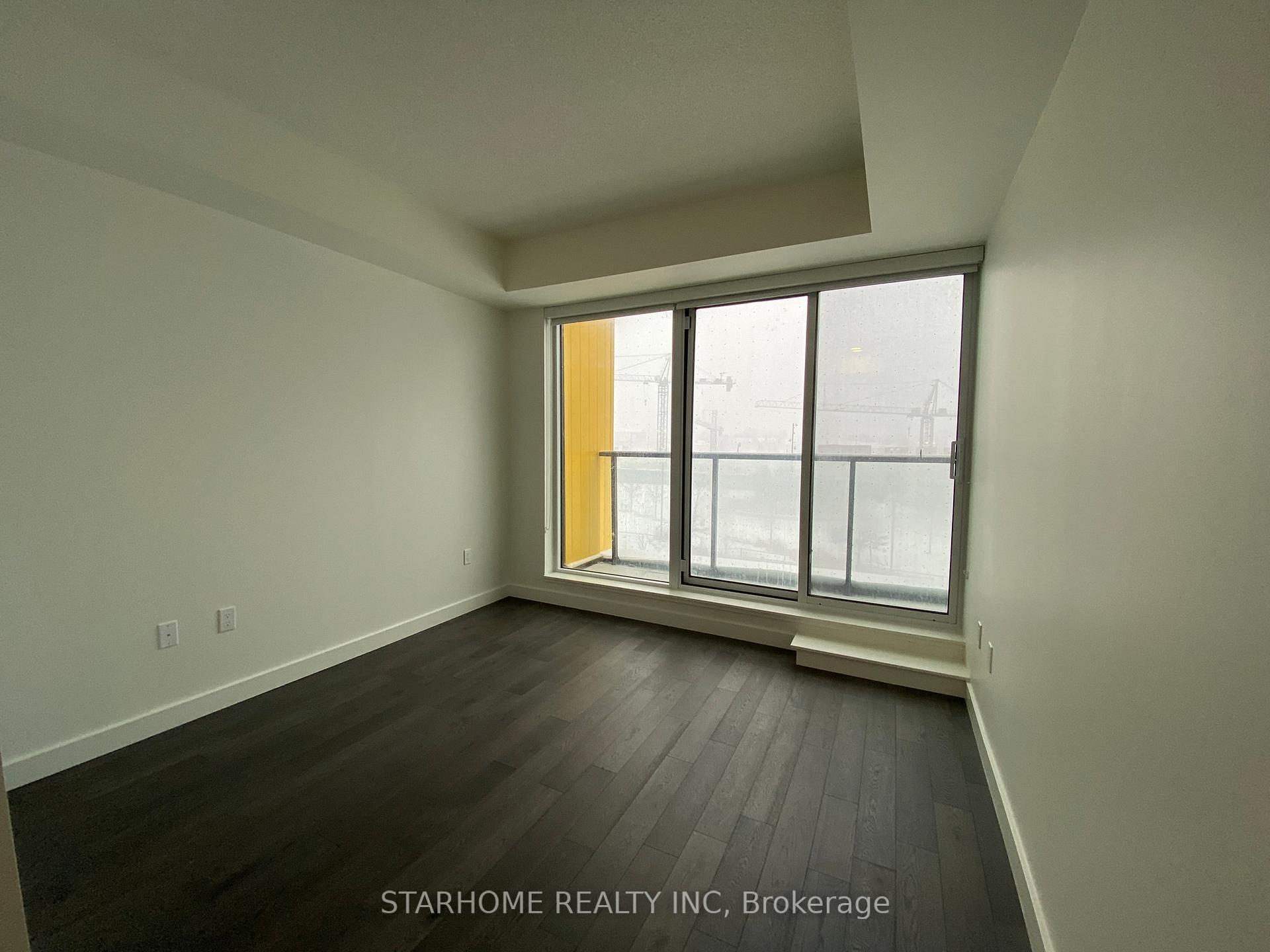 Photo 5 of Unit Th 510, 95 McMahon Drive, North York, Bayview Village — HOMEH