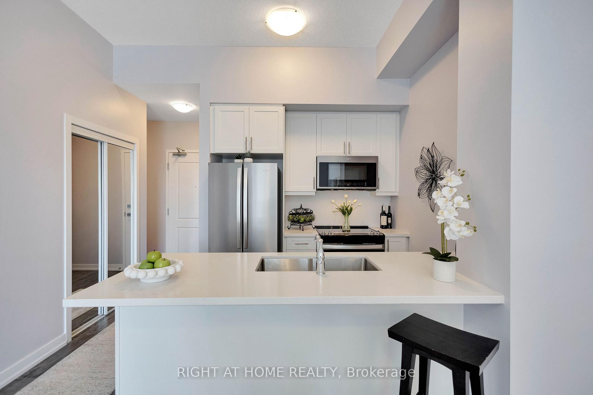 Photo 7 of Unit 519, 470 Dundas Street E, Hamilton, Waterdown — HOMEH