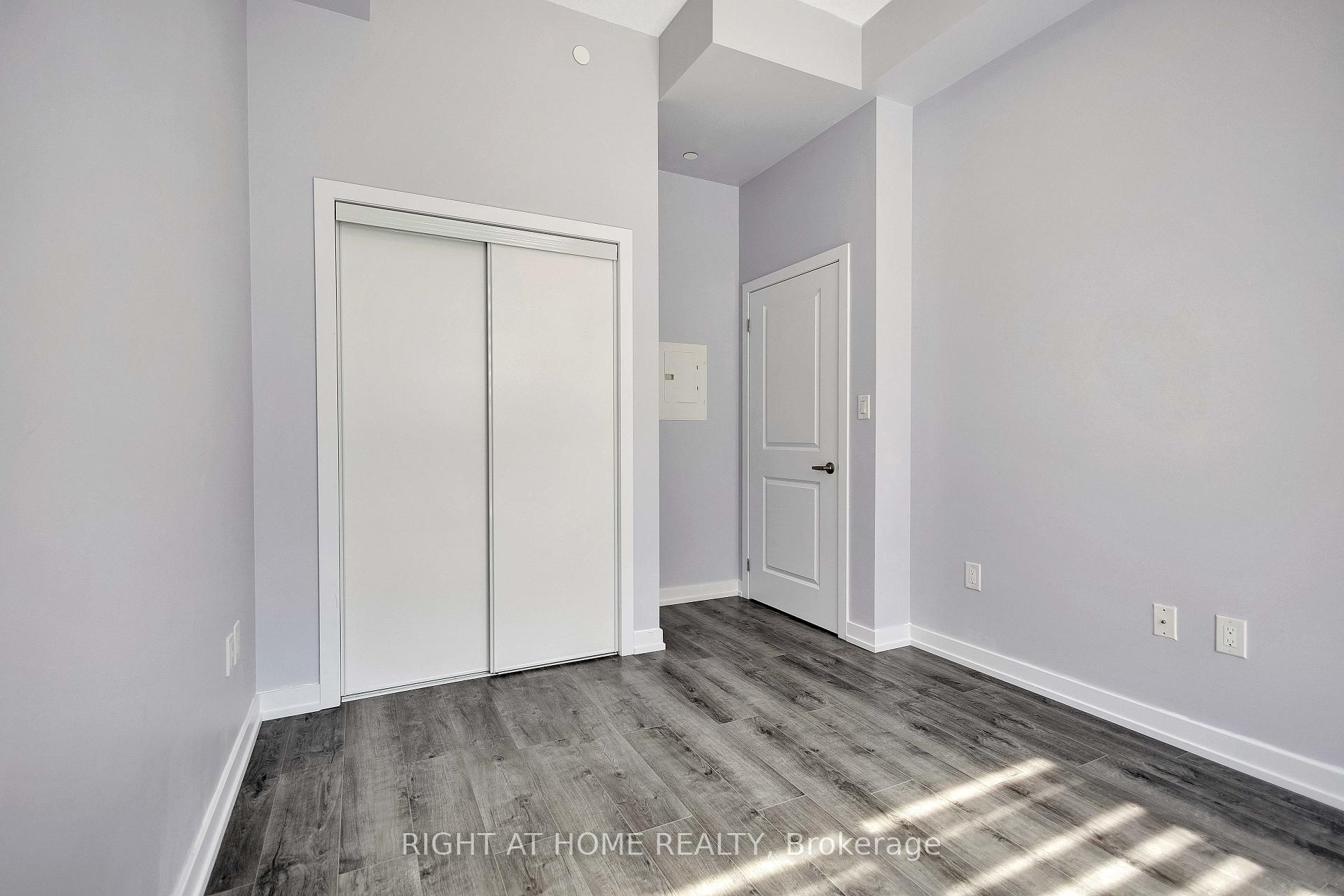 Photo 18 of Unit 519, 470 Dundas Street E, Hamilton, Waterdown — HOMEH