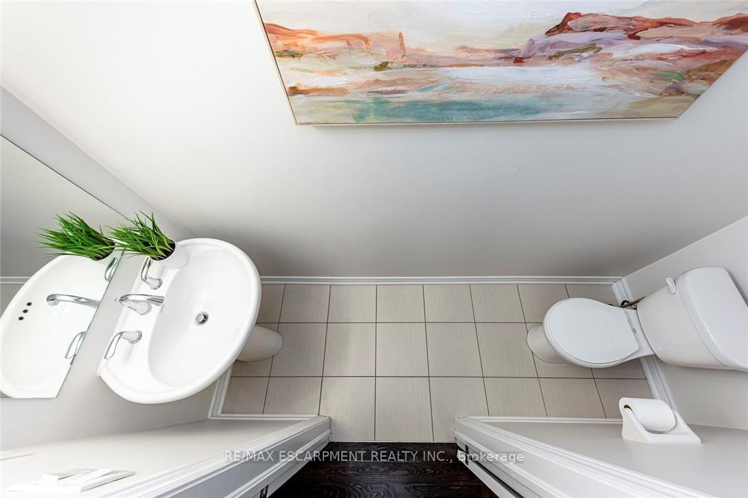 Photo 27 of Unit 74, 2435 Greenwich Drive, Oakville, Westmount — HOMEH