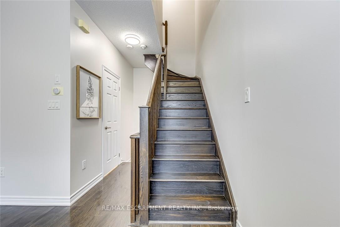 Photo 28 of Unit 74, 2435 Greenwich Drive, Oakville, Westmount — HOMEH