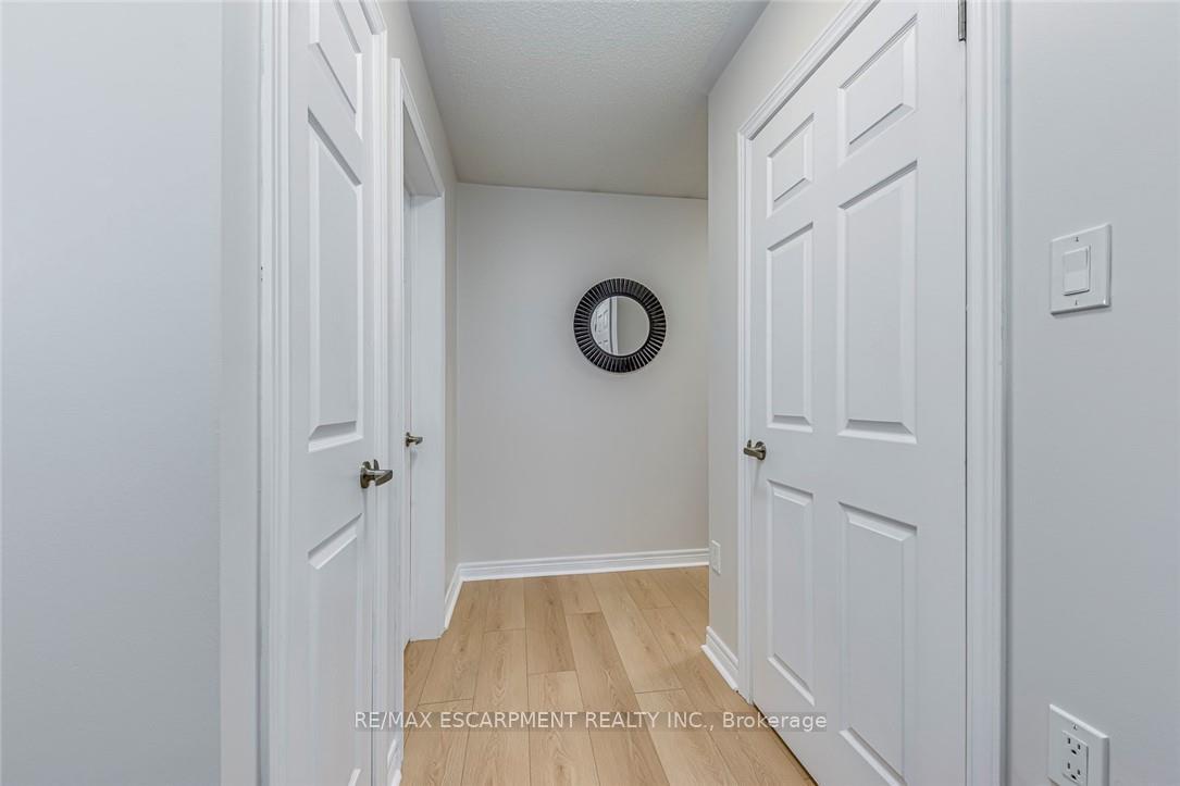 Photo 29 of Unit 74, 2435 Greenwich Drive, Oakville, Westmount — HOMEH