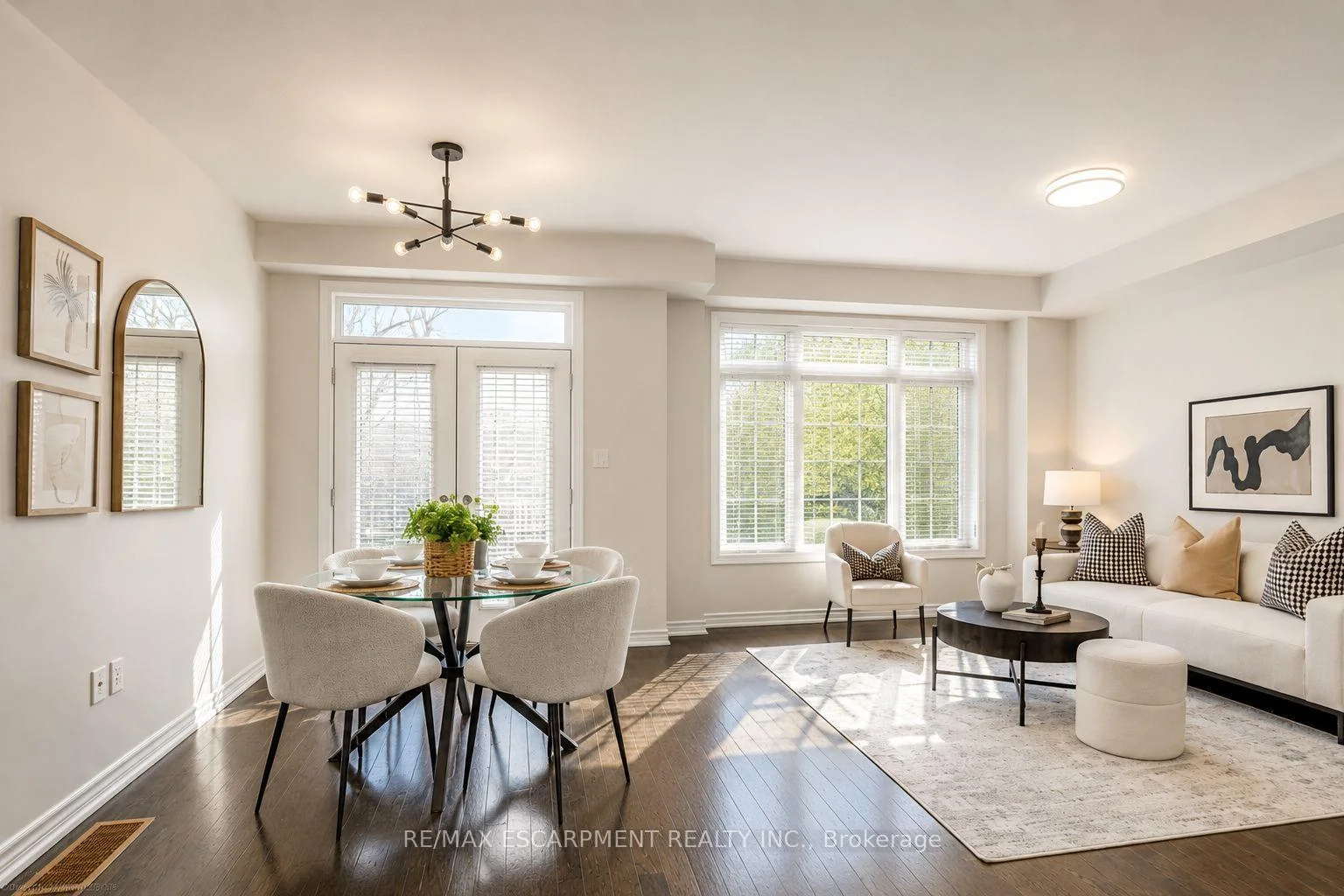Photo 7 of Unit 74, 2435 Greenwich Drive, Oakville, Westmount — HOMEH